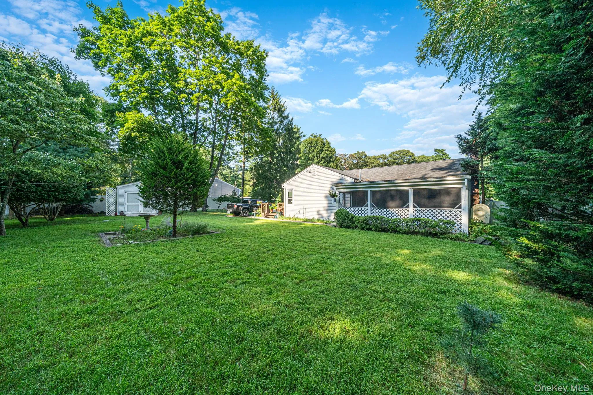 24 Oakcrest Avenue, Brookhaven, NY, 3 Bedrooms Bedrooms, 6 Rooms Rooms,1 BathroomBathrooms,Residential,For Rent,Oakcrest,0,1038189 24 Oakcrest Avenue, Brookhaven, NY, 3 Bedrooms Bedrooms, 6 Rooms Rooms,1 BathroomBathrooms,Residential,For Rent,Oakcrest,0,1038189