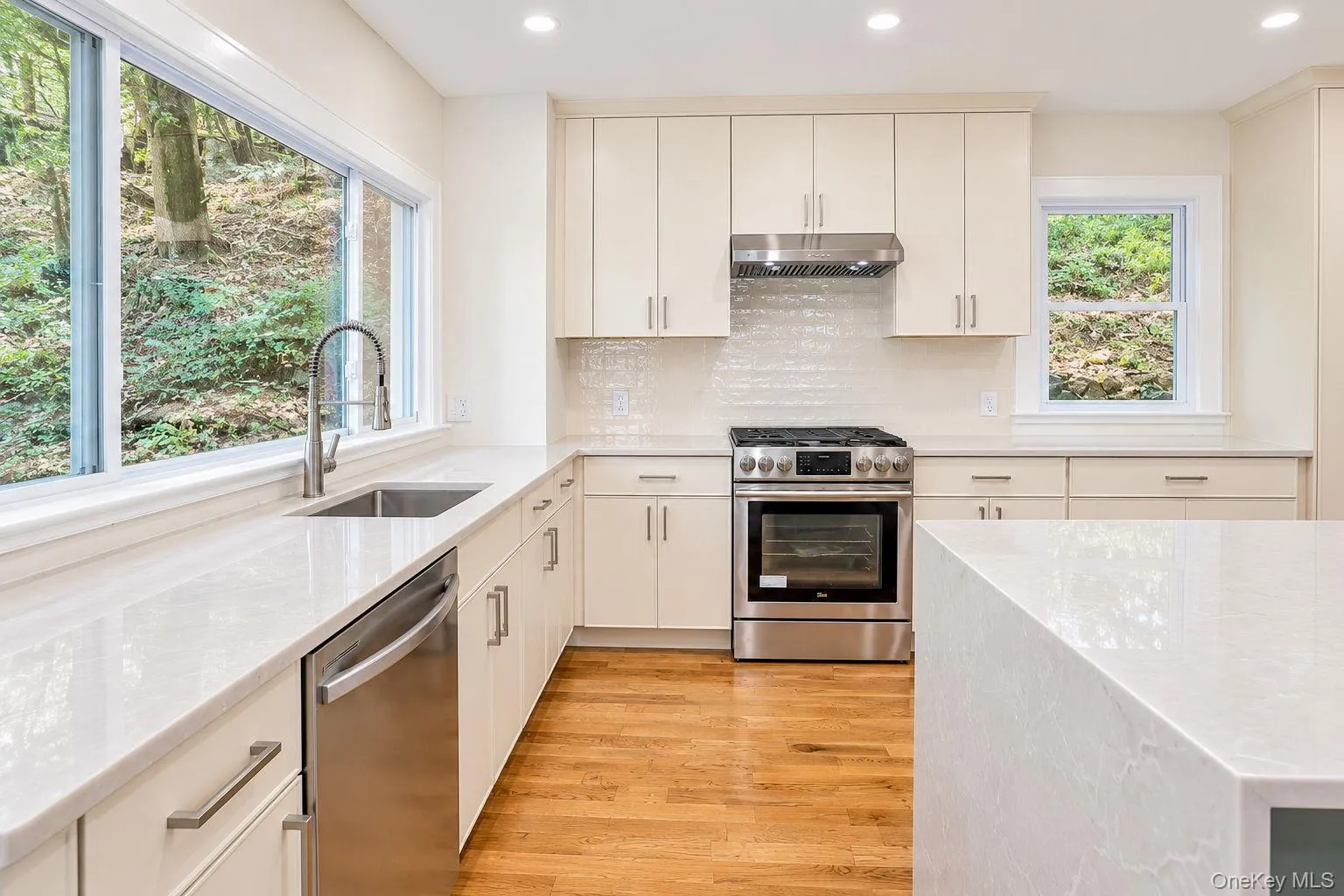 345 Hudson Terrace, Orangetown, NY, 3 Bedrooms Bedrooms, 6 Rooms Rooms,3 BathroomsBathrooms,Residential,For Rent,Hudson,0,1038190 345 Hudson Terrace, Orangetown, NY, 3 Bedrooms Bedrooms, 6 Rooms Rooms,3 BathroomsBathrooms,Residential,For Rent,Hudson,0,1038190