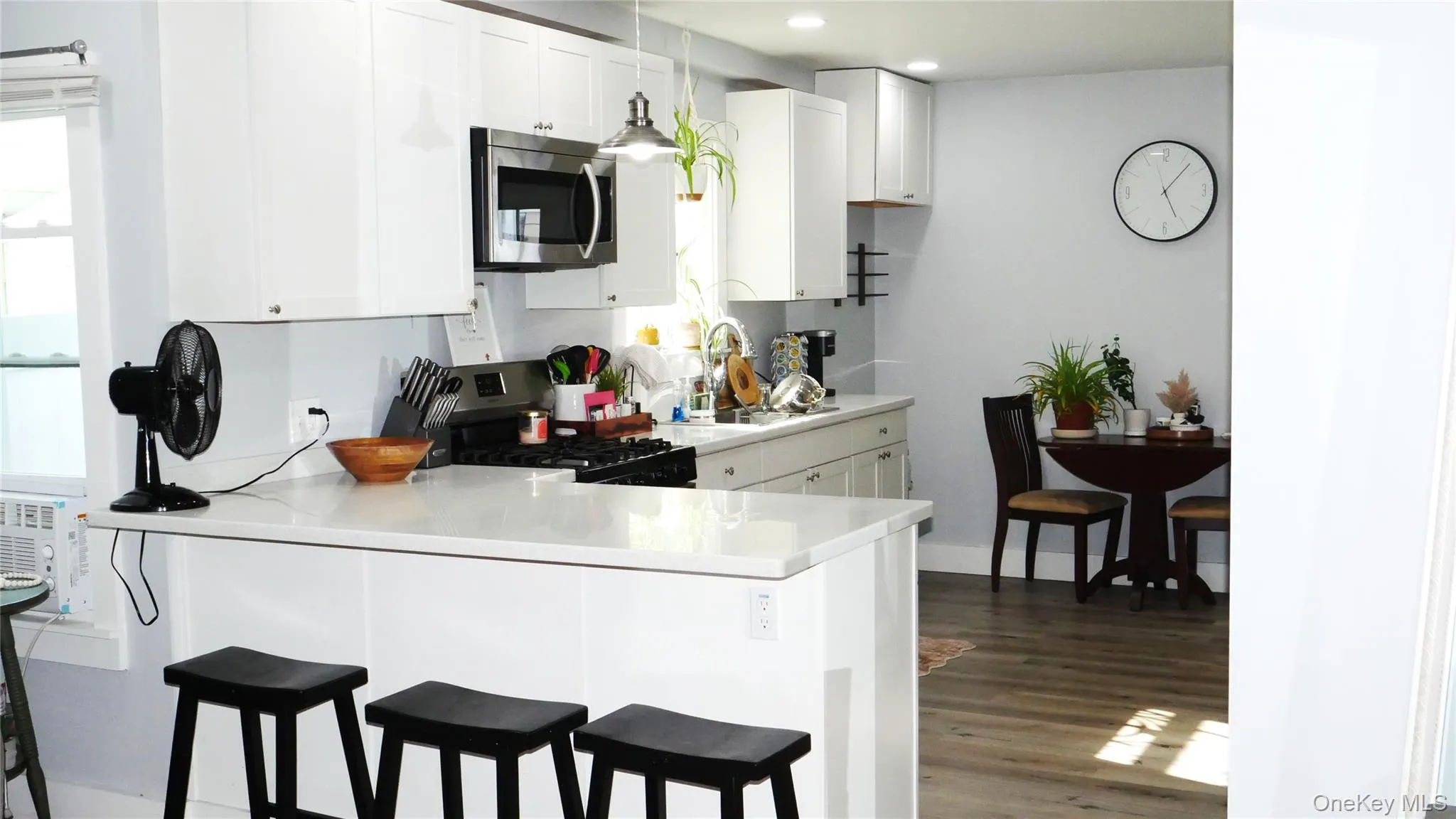 42 Taylor Avenue, Poughkeepsie, NY, 2 Bedrooms Bedrooms, 5 Rooms Rooms,1 BathroomBathrooms,Residential Lease,For Rent,Taylor,0,1038191 42 Taylor Avenue, Poughkeepsie, NY, 2 Bedrooms Bedrooms, 5 Rooms Rooms,1 BathroomBathrooms,Residential Lease,For Rent,Taylor,0,1038191
