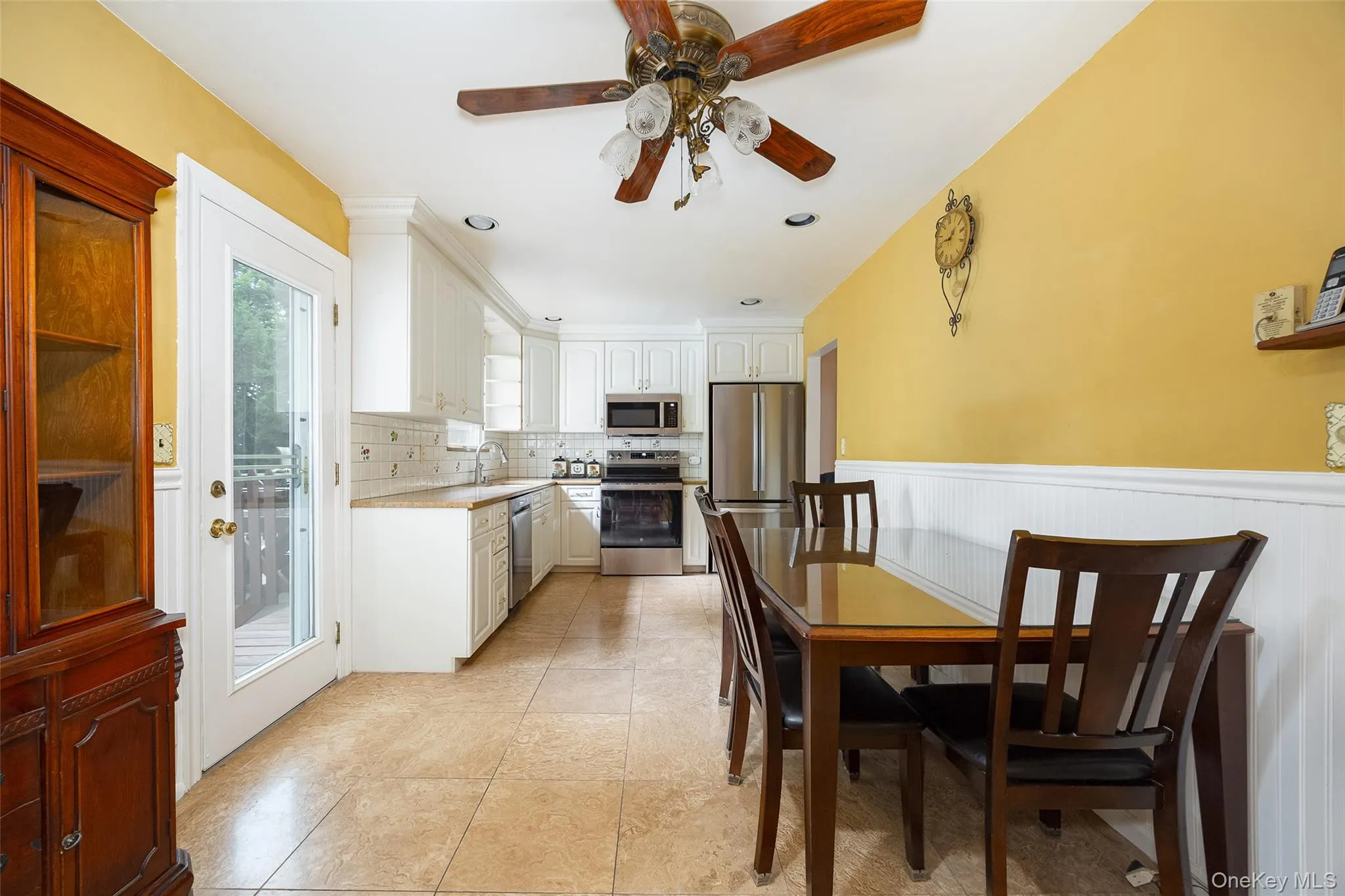 61 Ganung Drive, Ossining, NY, 3 Bedrooms Bedrooms, 9 Rooms Rooms,2 BathroomsBathrooms,Residential,For Rent,Ganung,0,1038194 61 Ganung Drive, Ossining, NY, 3 Bedrooms Bedrooms, 9 Rooms Rooms,2 BathroomsBathrooms,Residential,For Rent,Ganung,0,1038194