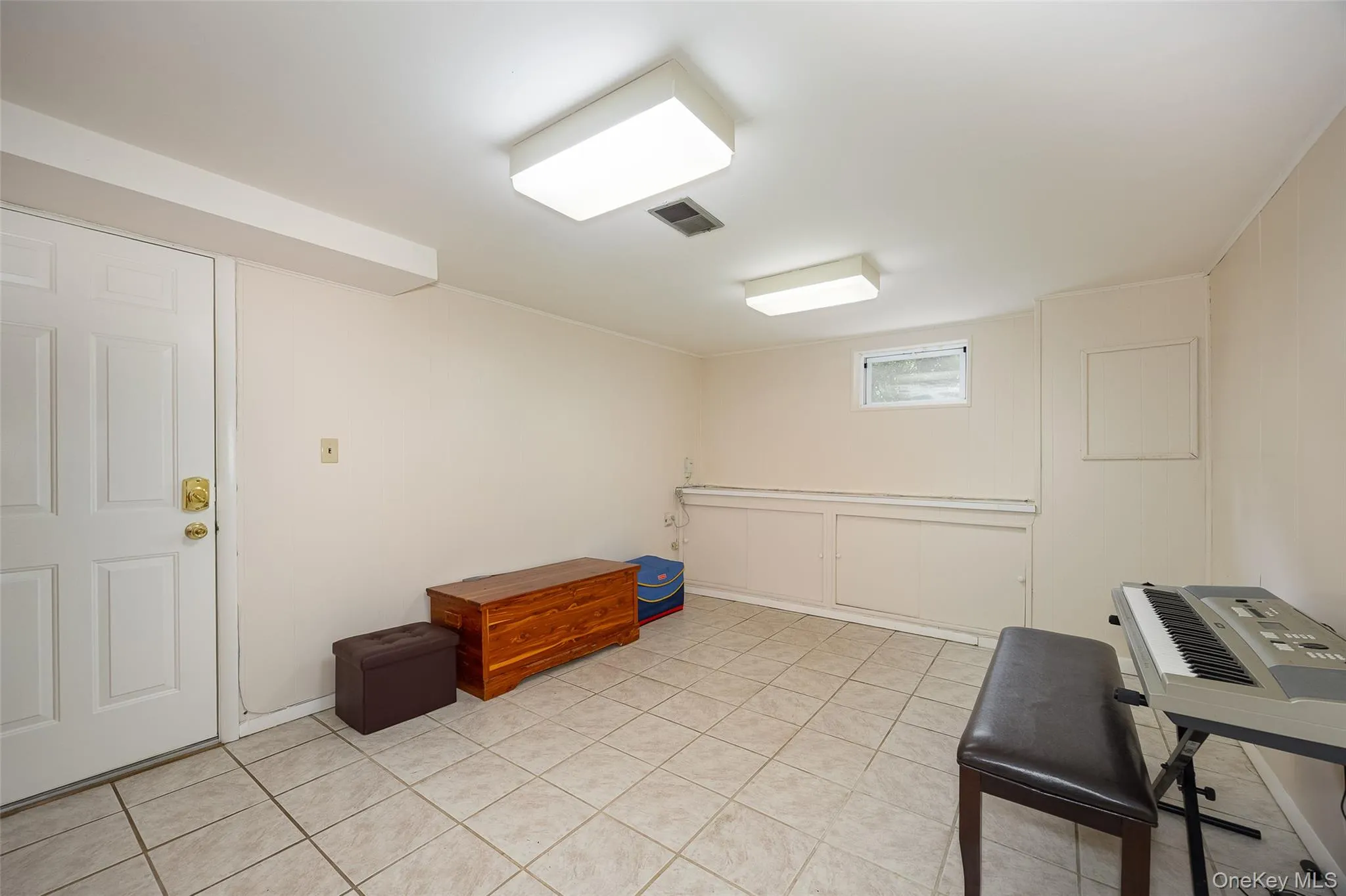 61 Ganung Drive, Ossining, NY, 3 Bedrooms Bedrooms, 9 Rooms Rooms,2 BathroomsBathrooms,Residential,For Rent,Ganung,0,1038194 61 Ganung Drive, Ossining, NY, 3 Bedrooms Bedrooms, 9 Rooms Rooms,2 BathroomsBathrooms,Residential,For Rent,Ganung,0,1038194