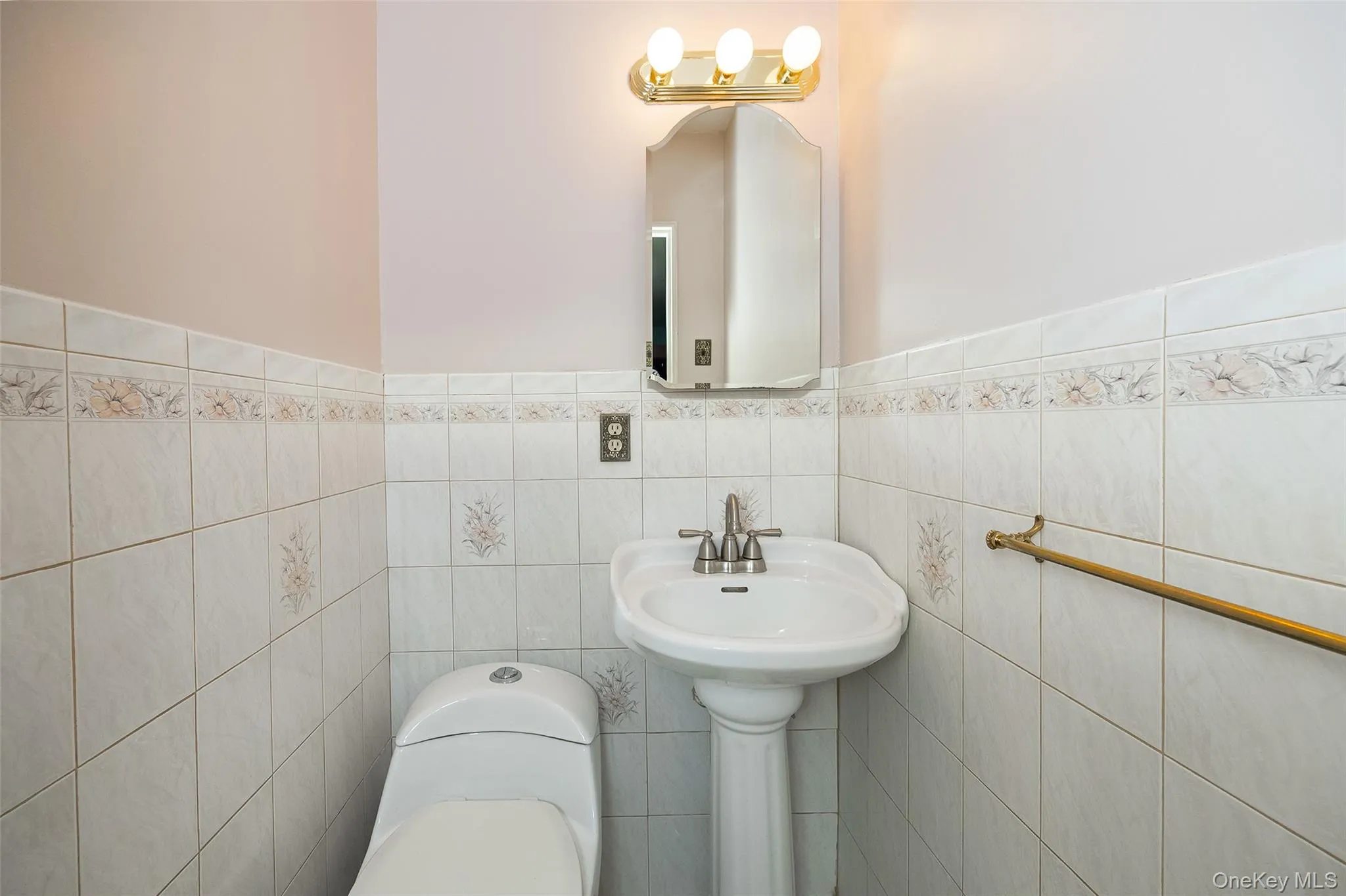 61 Ganung Drive, Ossining, NY, 3 Bedrooms Bedrooms, 9 Rooms Rooms,2 BathroomsBathrooms,Residential,For Rent,Ganung,0,1038194 61 Ganung Drive, Ossining, NY, 3 Bedrooms Bedrooms, 9 Rooms Rooms,2 BathroomsBathrooms,Residential,For Rent,Ganung,0,1038194