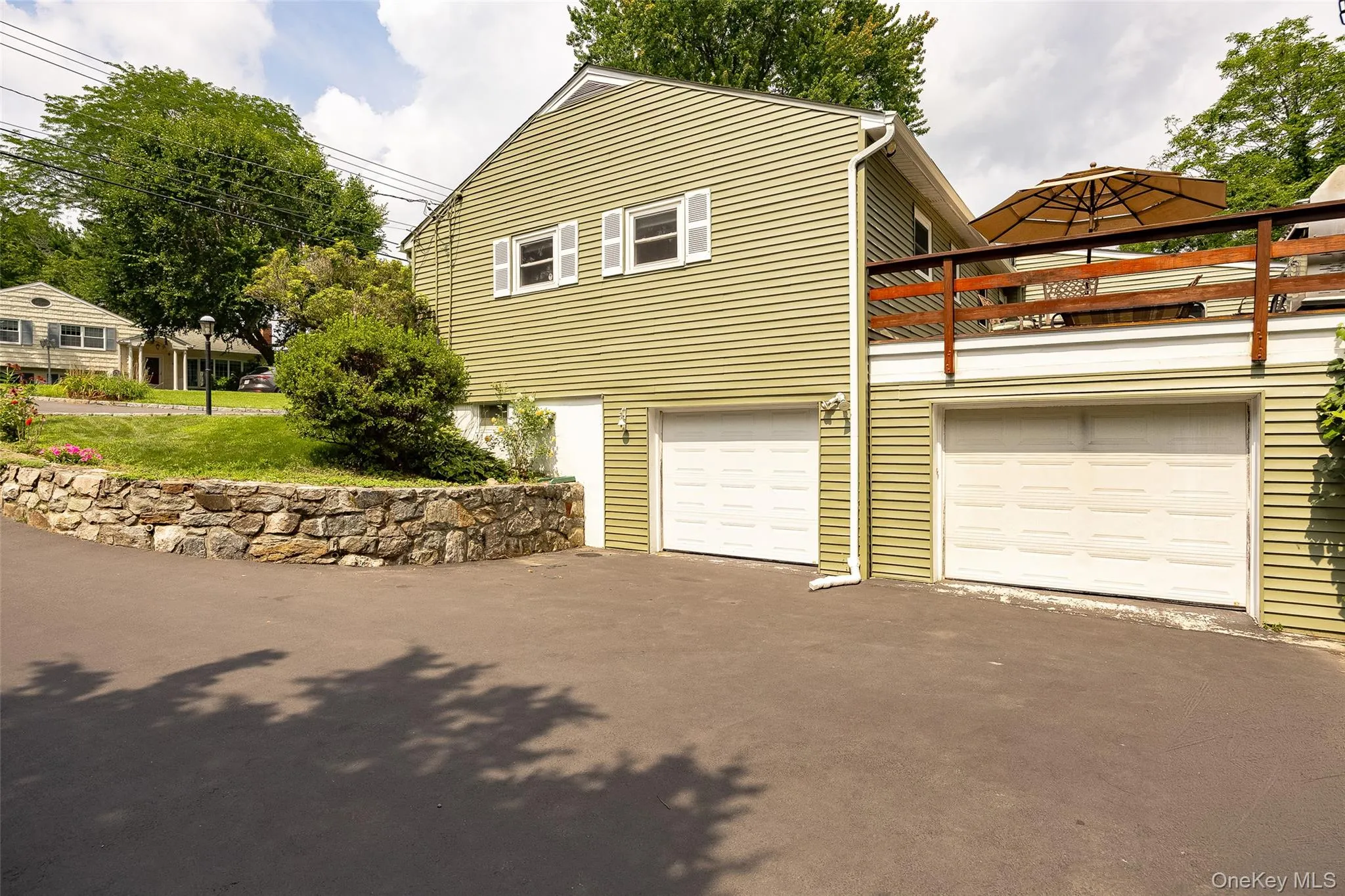 61 Ganung Drive, Ossining, NY, 3 Bedrooms Bedrooms, 9 Rooms Rooms,2 BathroomsBathrooms,Residential,For Rent,Ganung,0,1038194 61 Ganung Drive, Ossining, NY, 3 Bedrooms Bedrooms, 9 Rooms Rooms,2 BathroomsBathrooms,Residential,For Rent,Ganung,0,1038194