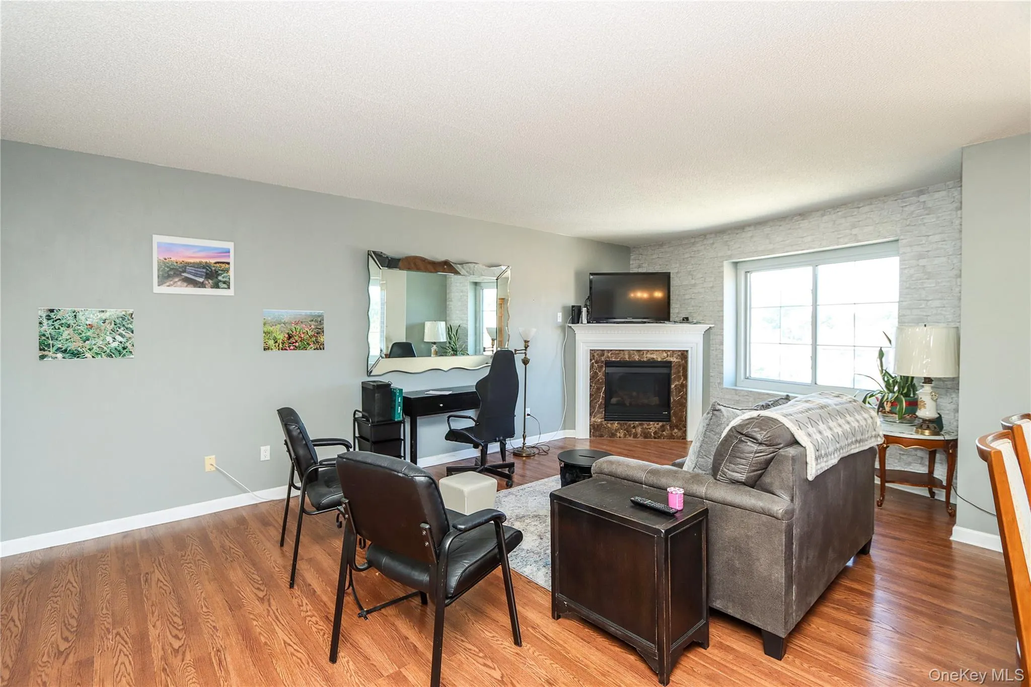 242 Maple Avenue, North Hempstead, NY, 2 Bedrooms Bedrooms, 5 Rooms Rooms,2 BathroomsBathrooms,Residential Lease,For Rent,Maple,0,1038197 242 Maple Avenue, North Hempstead, NY, 2 Bedrooms Bedrooms, 5 Rooms Rooms,2 BathroomsBathrooms,Residential Lease,For Rent,Maple,0,1038197