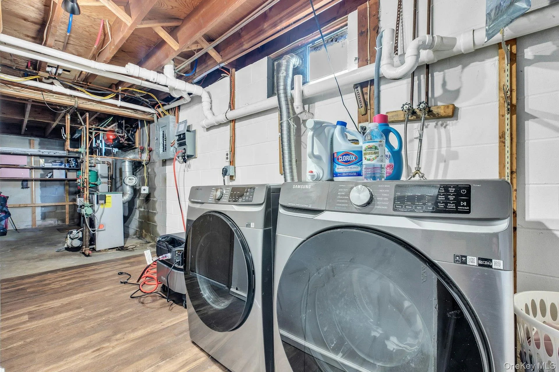 28 Inwood Road, Brookhaven, NY, 3 Bedrooms Bedrooms, 6 Rooms Rooms,2 BathroomsBathrooms,Residential,For Rent,Inwood,0,1038200 28 Inwood Road, Brookhaven, NY, 3 Bedrooms Bedrooms, 6 Rooms Rooms,2 BathroomsBathrooms,Residential,For Rent,Inwood,0,1038200