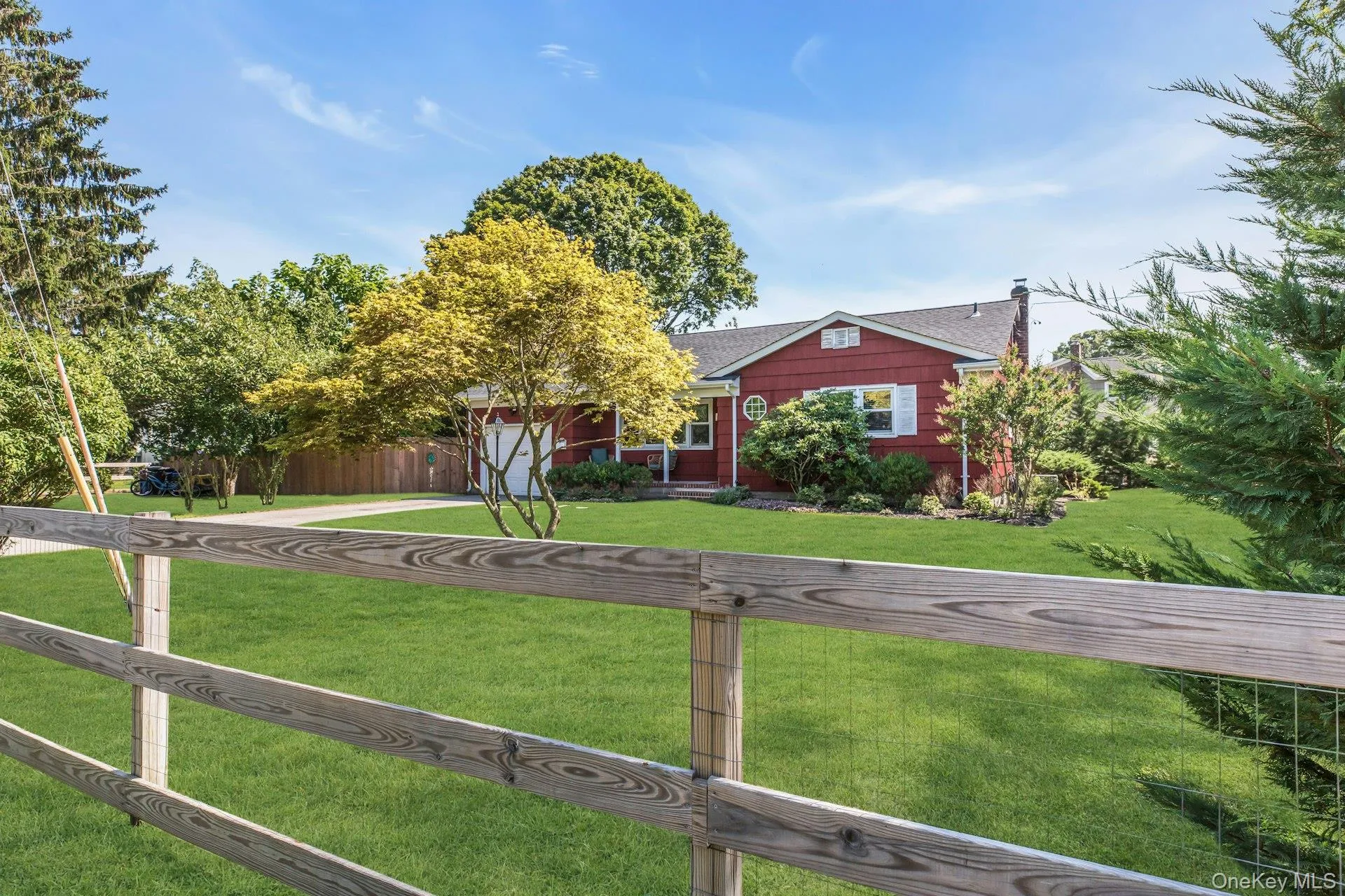 28 Inwood Road, Brookhaven, NY, 3 Bedrooms Bedrooms, 6 Rooms Rooms,2 BathroomsBathrooms,Residential,For Rent,Inwood,0,1038200 28 Inwood Road, Brookhaven, NY, 3 Bedrooms Bedrooms, 6 Rooms Rooms,2 BathroomsBathrooms,Residential,For Rent,Inwood,0,1038200