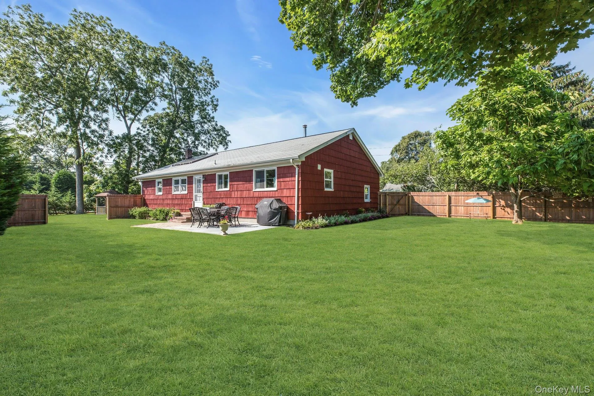 28 Inwood Road, Brookhaven, NY, 3 Bedrooms Bedrooms, 6 Rooms Rooms,2 BathroomsBathrooms,Residential,For Rent,Inwood,0,1038200 28 Inwood Road, Brookhaven, NY, 3 Bedrooms Bedrooms, 6 Rooms Rooms,2 BathroomsBathrooms,Residential,For Rent,Inwood,0,1038200