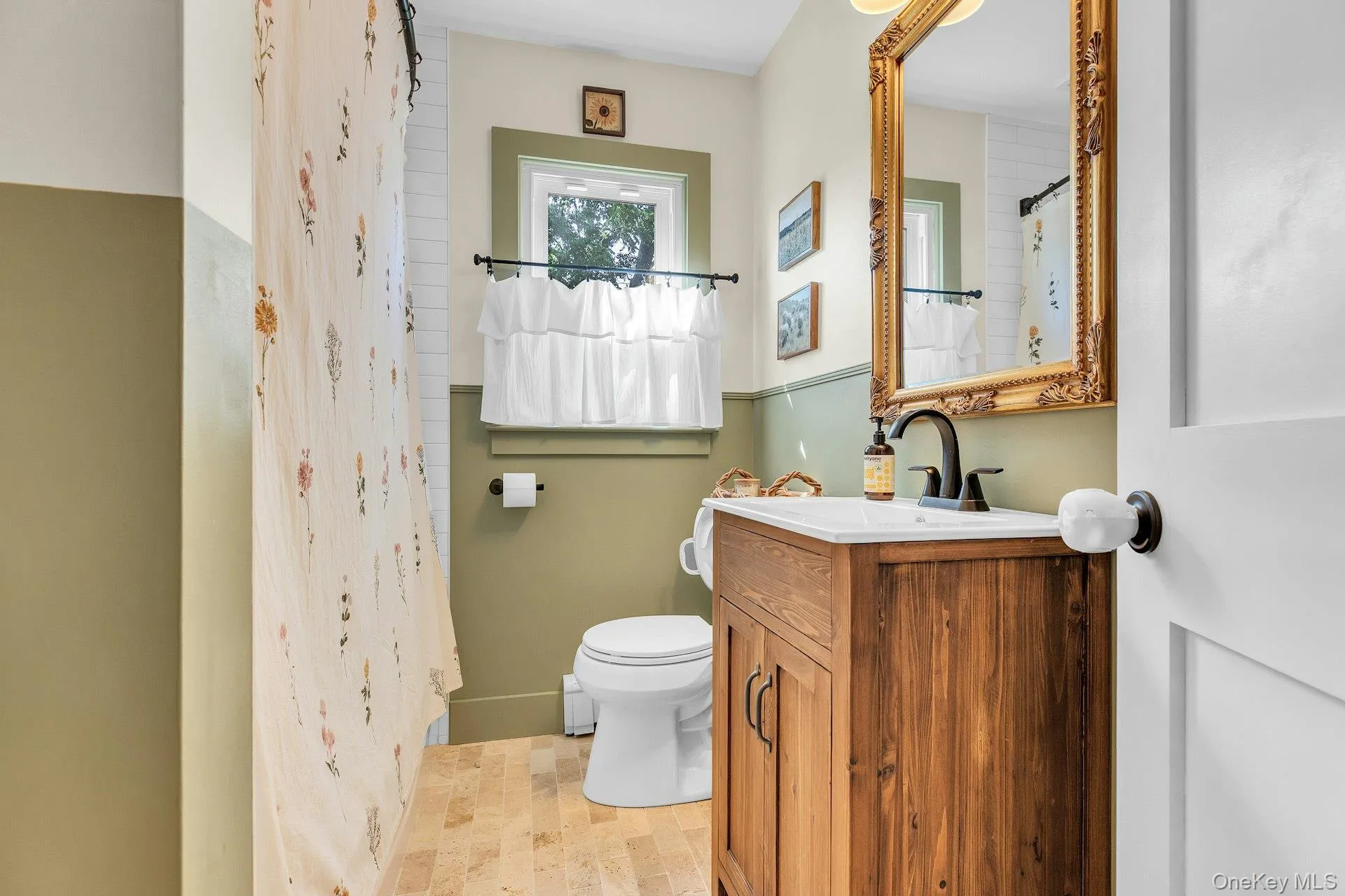 28 Inwood Road, Brookhaven, NY, 3 Bedrooms Bedrooms, 6 Rooms Rooms,2 BathroomsBathrooms,Residential,For Rent,Inwood,0,1038200 28 Inwood Road, Brookhaven, NY, 3 Bedrooms Bedrooms, 6 Rooms Rooms,2 BathroomsBathrooms,Residential,For Rent,Inwood,0,1038200