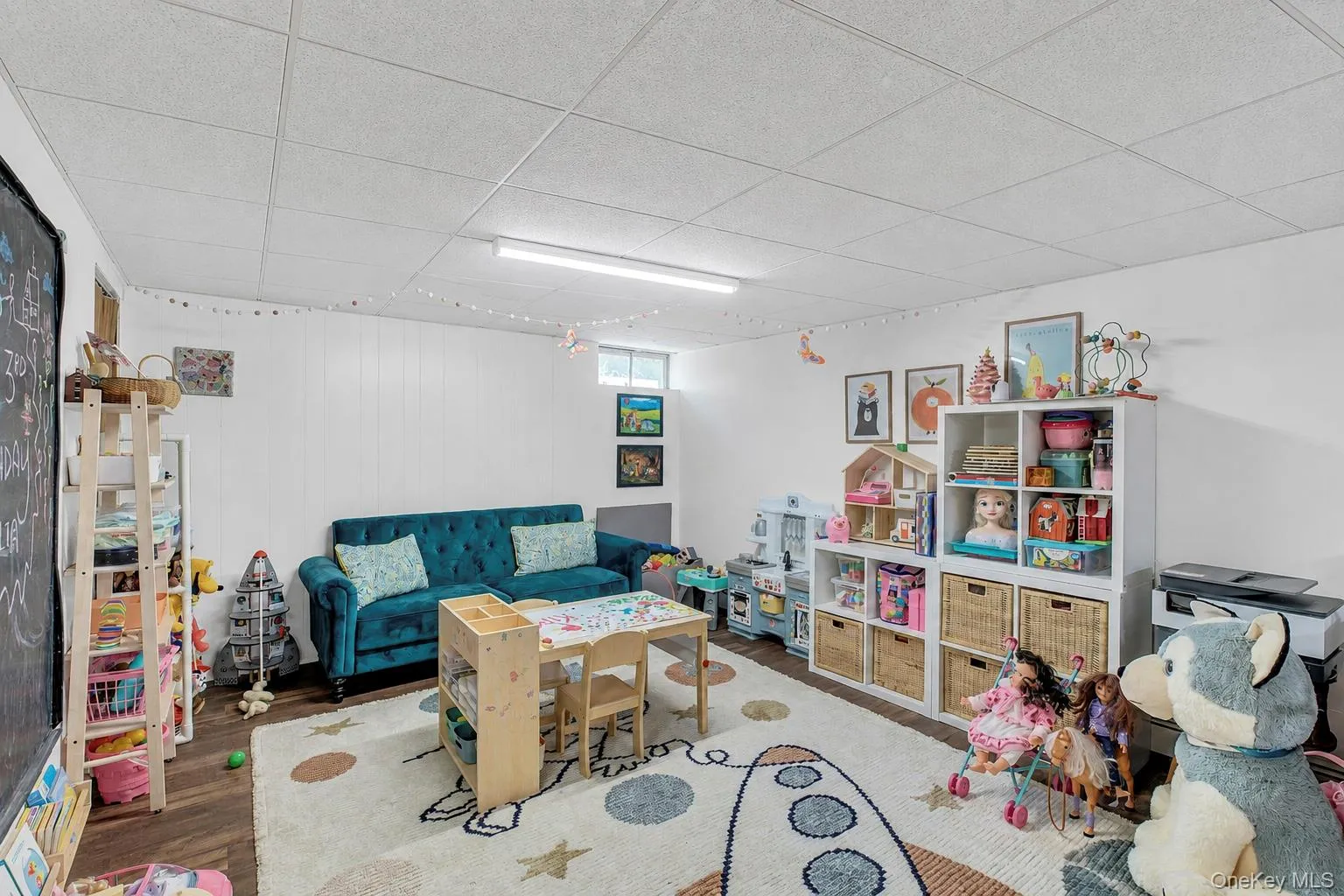28 Inwood Road, Brookhaven, NY, 3 Bedrooms Bedrooms, 6 Rooms Rooms,2 BathroomsBathrooms,Residential,For Rent,Inwood,0,1038200 28 Inwood Road, Brookhaven, NY, 3 Bedrooms Bedrooms, 6 Rooms Rooms,2 BathroomsBathrooms,Residential,For Rent,Inwood,0,1038200