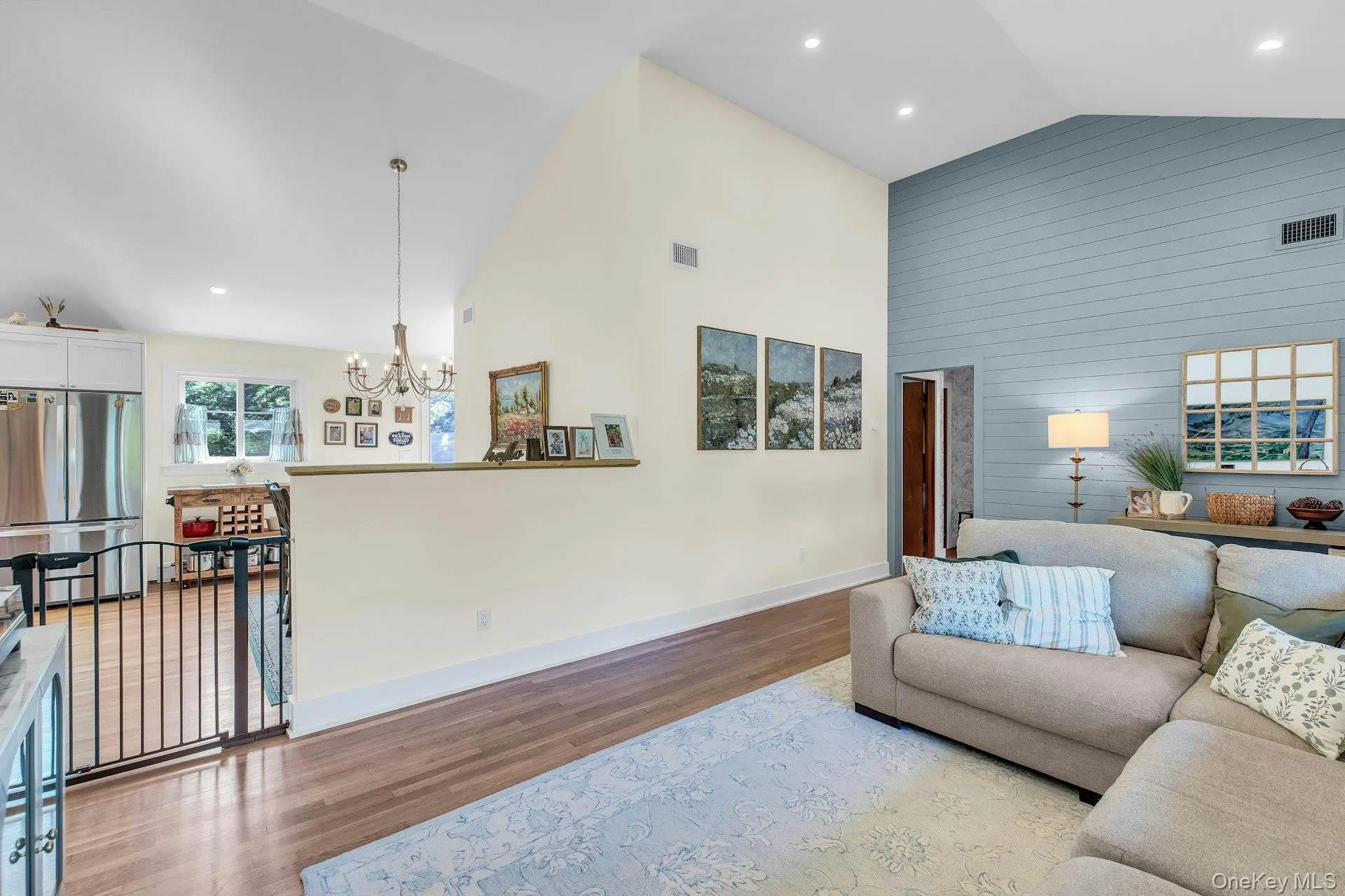 28 Inwood Road, Brookhaven, NY, 3 Bedrooms Bedrooms, 6 Rooms Rooms,2 BathroomsBathrooms,Residential,For Rent,Inwood,0,1038200 28 Inwood Road, Brookhaven, NY, 3 Bedrooms Bedrooms, 6 Rooms Rooms,2 BathroomsBathrooms,Residential,For Rent,Inwood,0,1038200