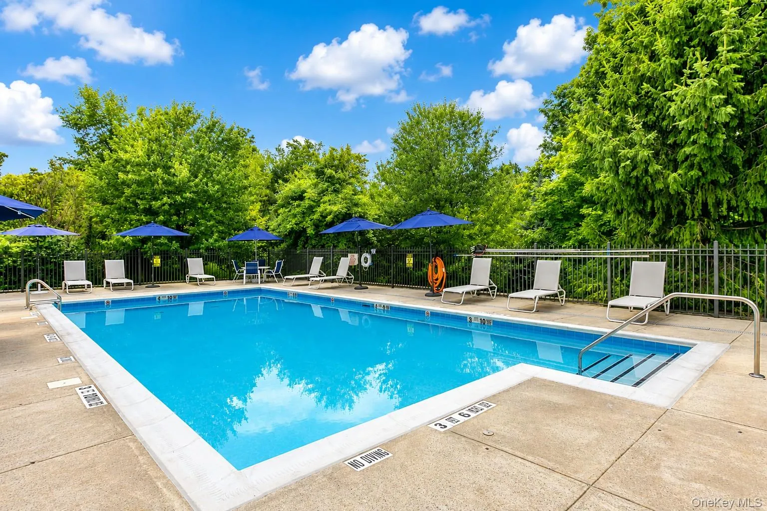 Community Pool Community Pool