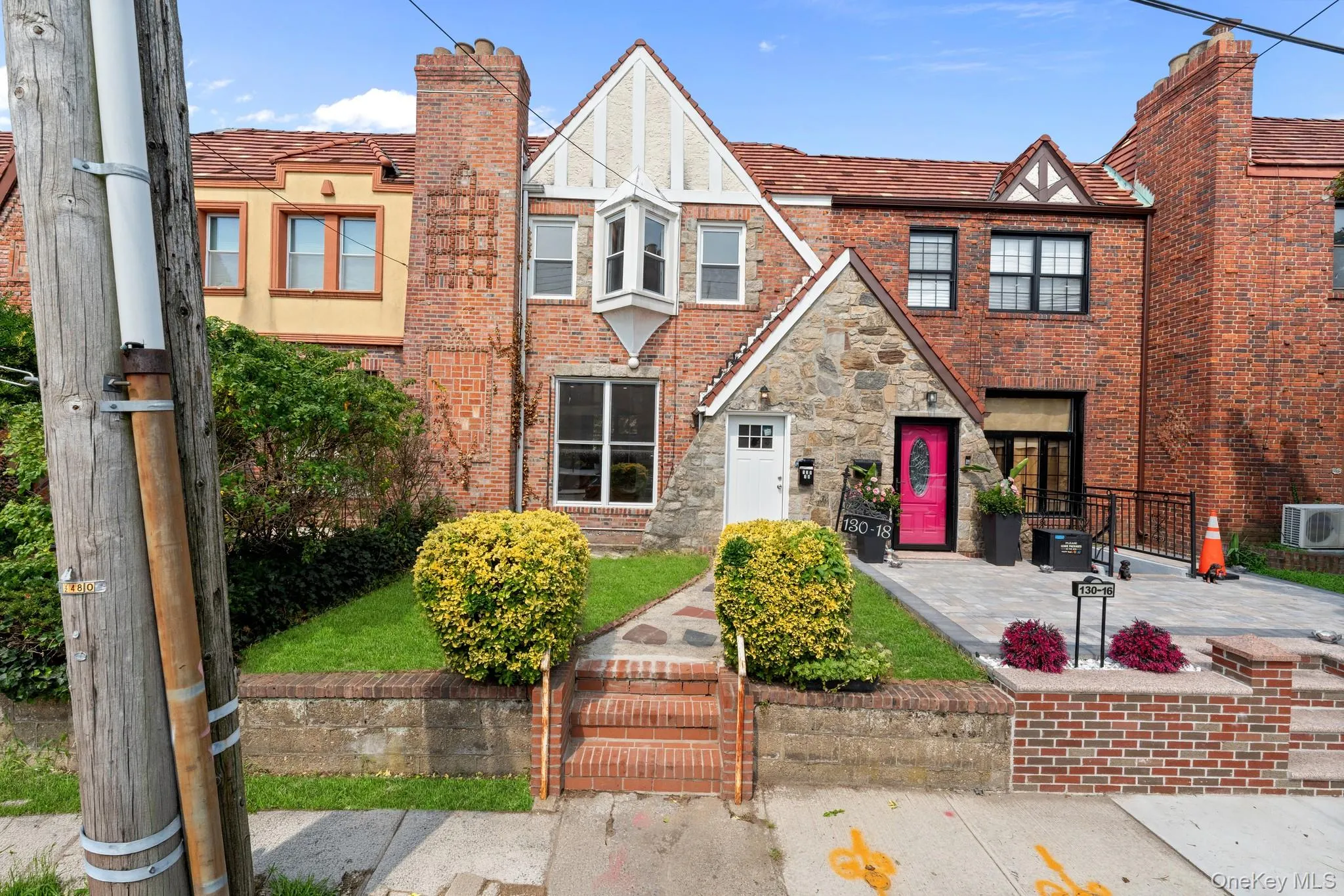 13018 227th Street, New York, NY, 3 Bedrooms Bedrooms, 12 Rooms Rooms,3 BathroomsBathrooms,Residential,For Rent,227th,0,1038205 13018 227th Street, New York, NY, 3 Bedrooms Bedrooms, 12 Rooms Rooms,3 BathroomsBathrooms,Residential,For Rent,227th,0,1038205