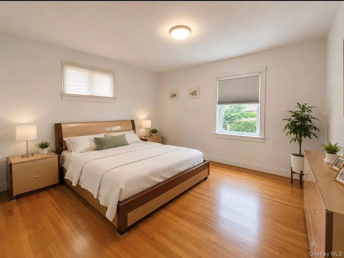 4320 Utopia Parkway, New York, NY, 4 Bedrooms Bedrooms, 8 Rooms Rooms,2 BathroomsBathrooms,Residential,For Rent,Utopia,0,1038206 4320 Utopia Parkway, New York, NY, 4 Bedrooms Bedrooms, 8 Rooms Rooms,2 BathroomsBathrooms,Residential,For Rent,Utopia,0,1038206