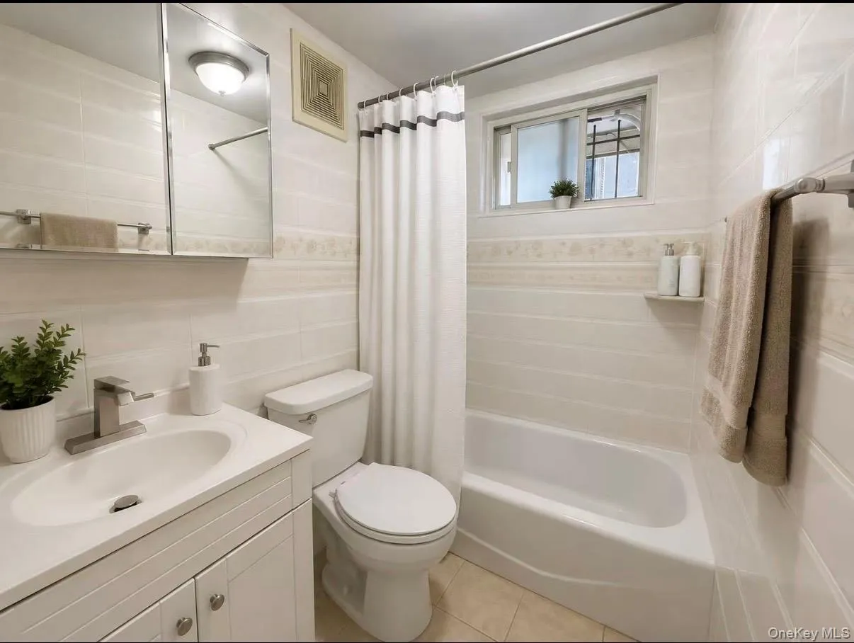 4320 Utopia Parkway, New York, NY, 4 Bedrooms Bedrooms, 8 Rooms Rooms,2 BathroomsBathrooms,Residential,For Rent,Utopia,0,1038206 4320 Utopia Parkway, New York, NY, 4 Bedrooms Bedrooms, 8 Rooms Rooms,2 BathroomsBathrooms,Residential,For Rent,Utopia,0,1038206