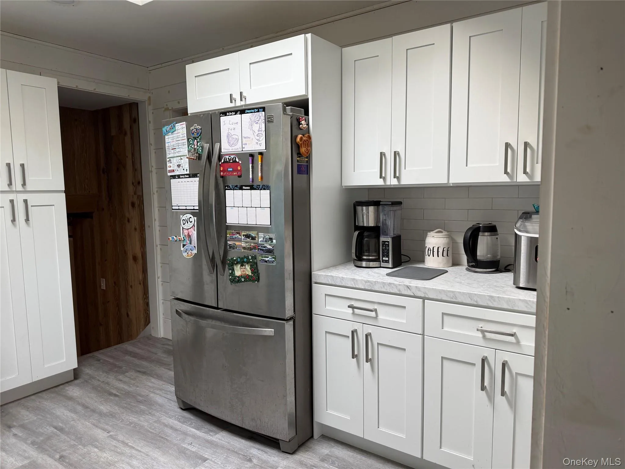 46 Douglaston Road, Brookhaven, NY, 3 Bedrooms Bedrooms, 7 Rooms Rooms,2 BathroomsBathrooms,Residential,For Rent,Douglaston,0,1038209 46 Douglaston Road, Brookhaven, NY, 3 Bedrooms Bedrooms, 7 Rooms Rooms,2 BathroomsBathrooms,Residential,For Rent,Douglaston,0,1038209
