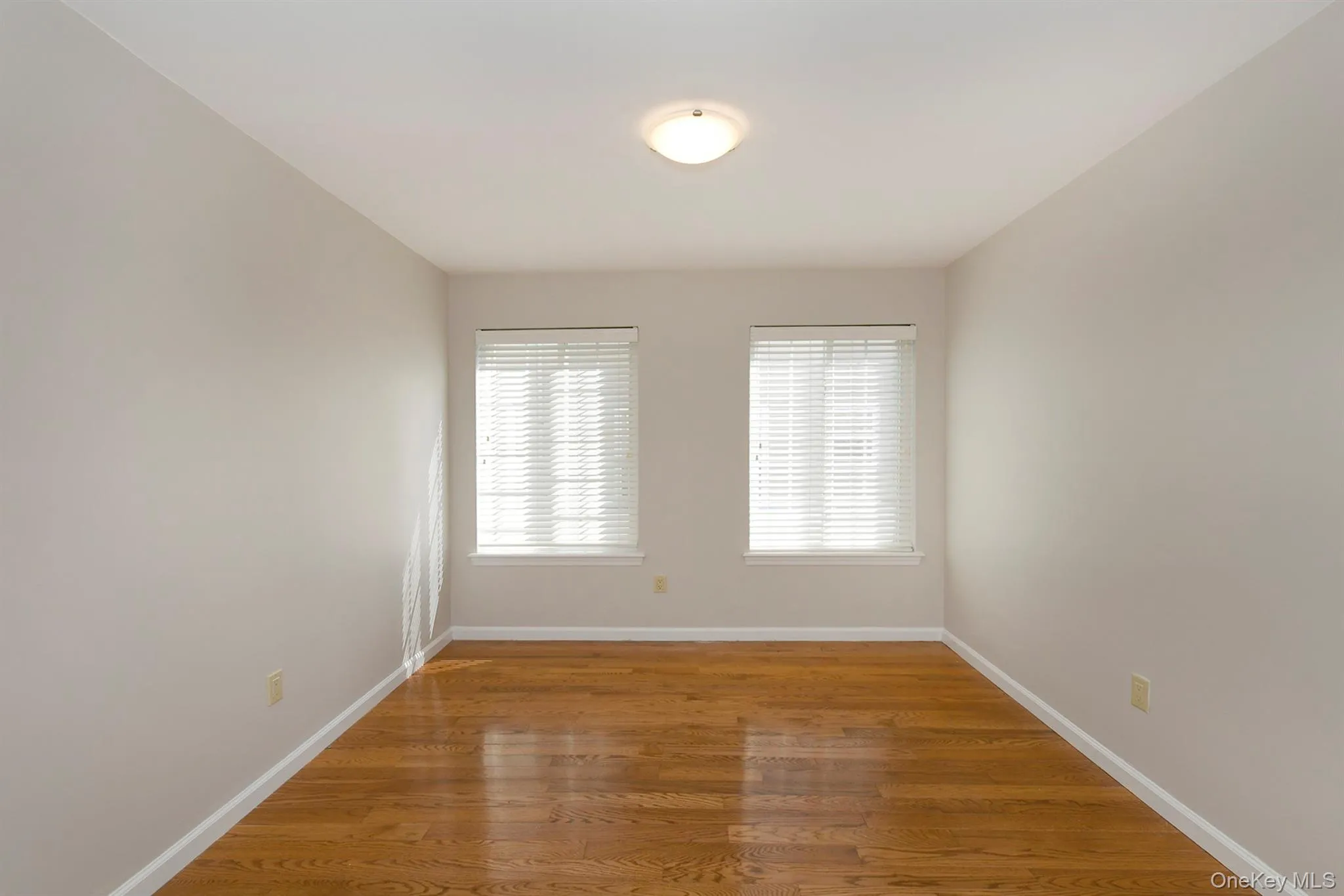 39 Nesaquake Avenue, North Hempstead, NY, 3 Bedrooms Bedrooms, 7 Rooms Rooms,2 BathroomsBathrooms,Residential Lease,For Rent,Nesaquake,0,1038210 39 Nesaquake Avenue, North Hempstead, NY, 3 Bedrooms Bedrooms, 7 Rooms Rooms,2 BathroomsBathrooms,Residential Lease,For Rent,Nesaquake,0,1038210