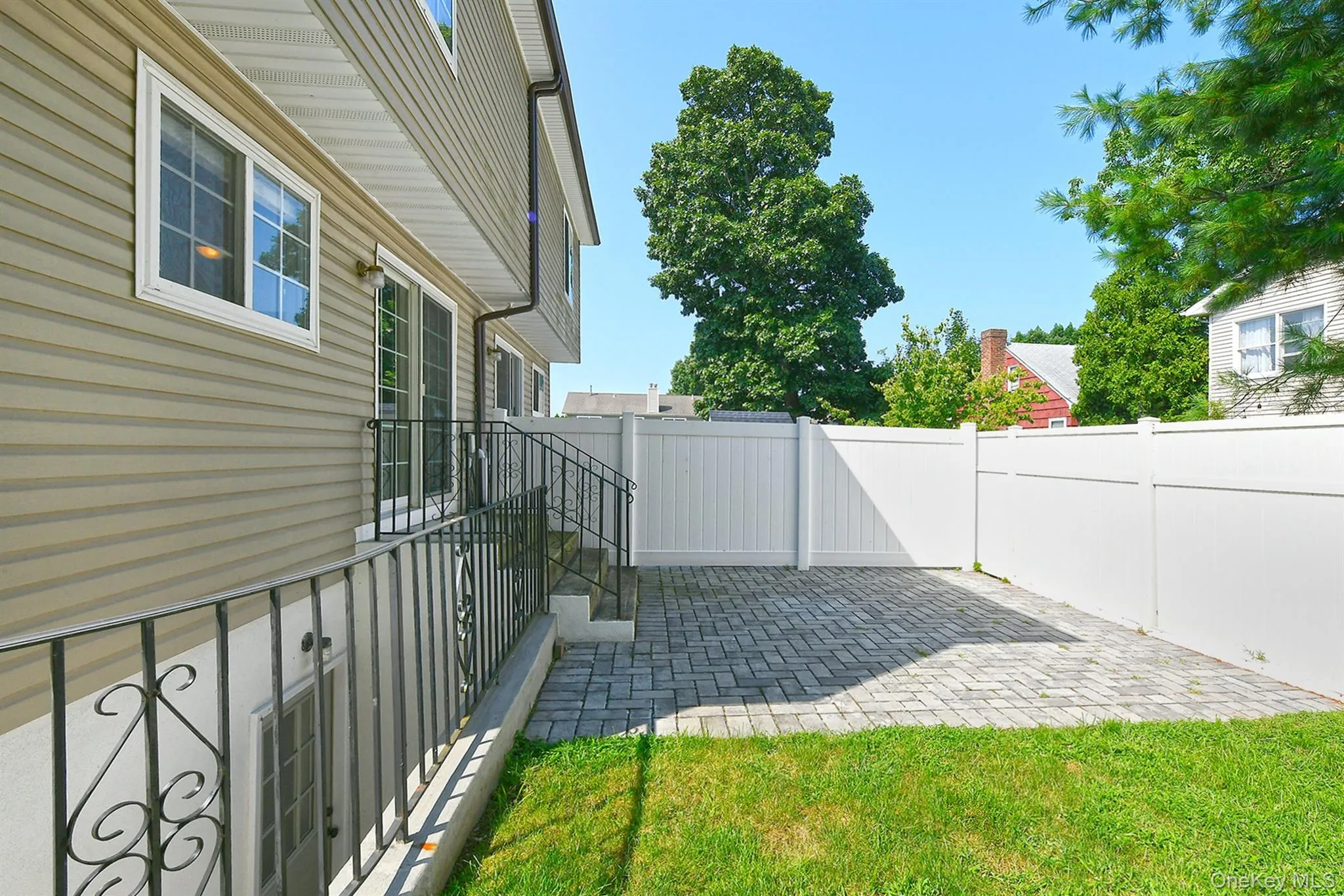 39 Nesaquake Avenue, North Hempstead, NY, 3 Bedrooms Bedrooms, 7 Rooms Rooms,2 BathroomsBathrooms,Residential Lease,For Rent,Nesaquake,0,1038210 39 Nesaquake Avenue, North Hempstead, NY, 3 Bedrooms Bedrooms, 7 Rooms Rooms,2 BathroomsBathrooms,Residential Lease,For Rent,Nesaquake,0,1038210
