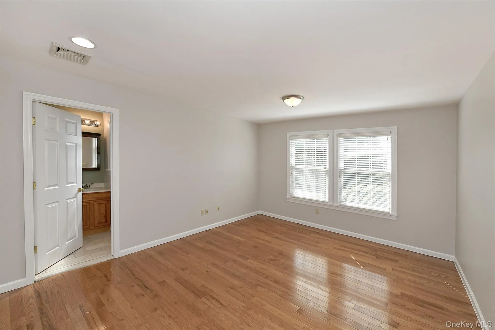 39 Nesaquake Avenue, North Hempstead, NY, 3 Bedrooms Bedrooms, 7 Rooms Rooms,2 BathroomsBathrooms,Residential Lease,For Rent,Nesaquake,0,1038210 39 Nesaquake Avenue, North Hempstead, NY, 3 Bedrooms Bedrooms, 7 Rooms Rooms,2 BathroomsBathrooms,Residential Lease,For Rent,Nesaquake,0,1038210