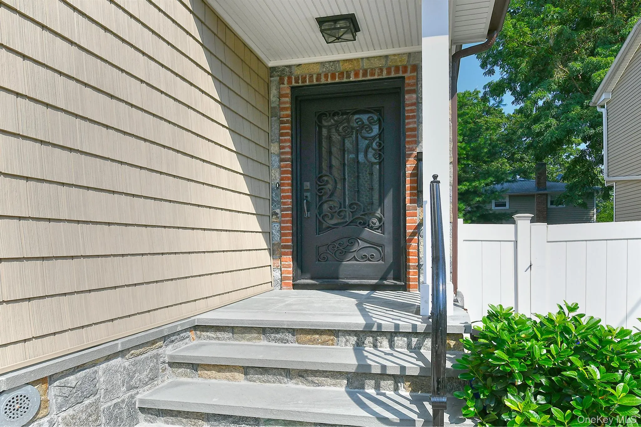 39 Nesaquake Avenue, North Hempstead, NY, 3 Bedrooms Bedrooms, 7 Rooms Rooms,2 BathroomsBathrooms,Residential Lease,For Rent,Nesaquake,0,1038210 39 Nesaquake Avenue, North Hempstead, NY, 3 Bedrooms Bedrooms, 7 Rooms Rooms,2 BathroomsBathrooms,Residential Lease,For Rent,Nesaquake,0,1038210