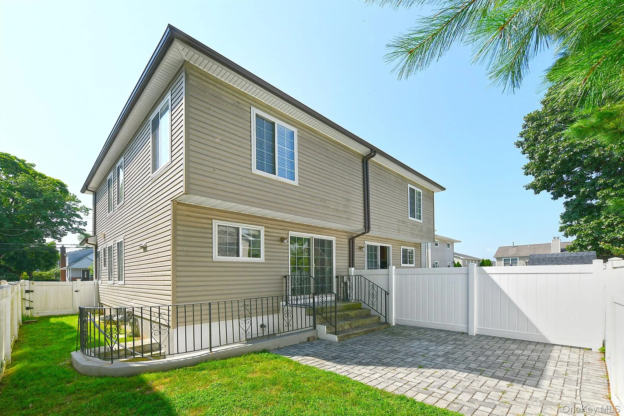 39 Nesaquake Avenue, North Hempstead, NY, 3 Bedrooms Bedrooms, 7 Rooms Rooms,2 BathroomsBathrooms,Residential Lease,For Rent,Nesaquake,0,1038210 39 Nesaquake Avenue, North Hempstead, NY, 3 Bedrooms Bedrooms, 7 Rooms Rooms,2 BathroomsBathrooms,Residential Lease,For Rent,Nesaquake,0,1038210