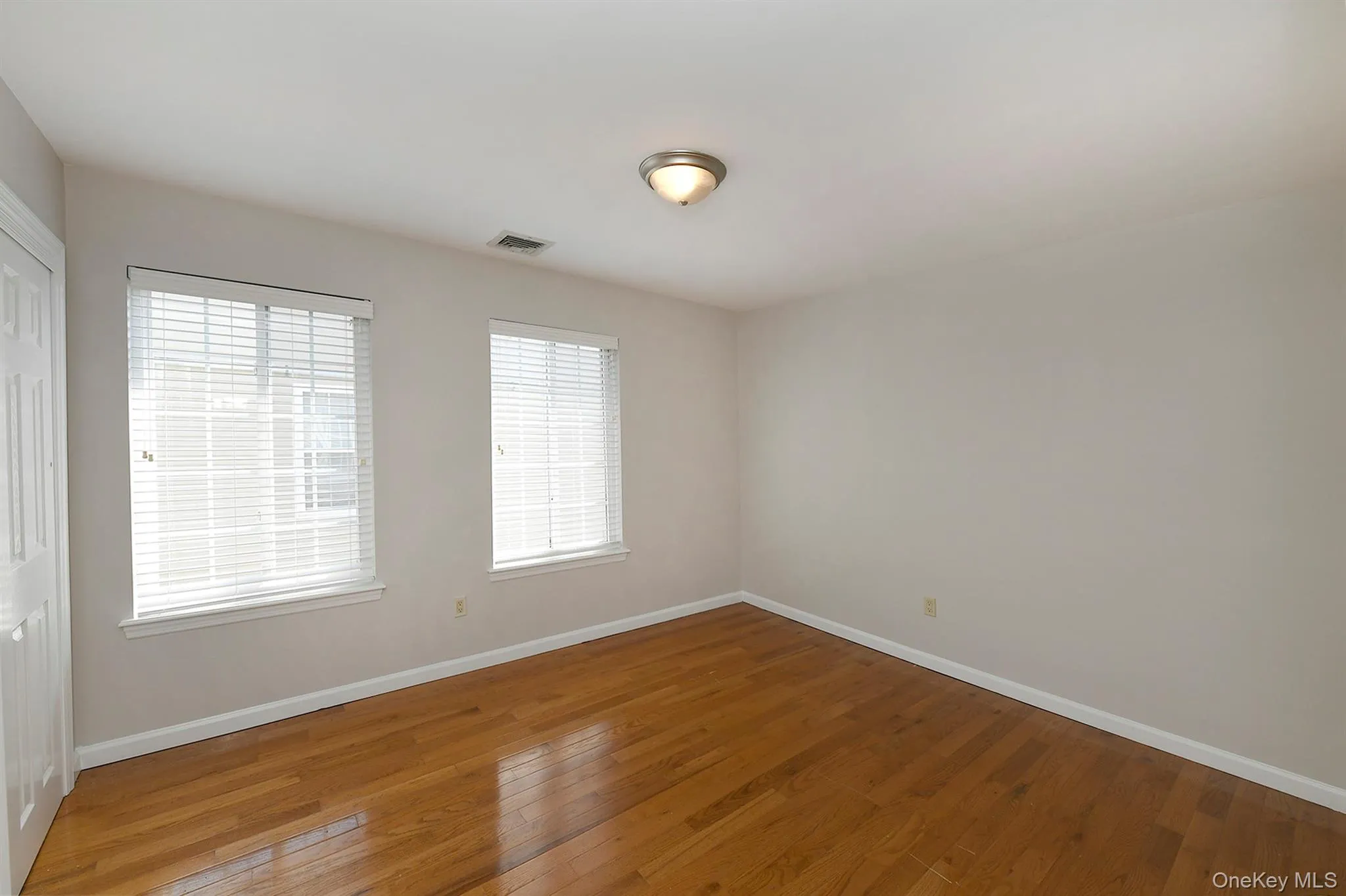 39 Nesaquake Avenue, North Hempstead, NY, 3 Bedrooms Bedrooms, 7 Rooms Rooms,2 BathroomsBathrooms,Residential Lease,For Rent,Nesaquake,0,1038210 39 Nesaquake Avenue, North Hempstead, NY, 3 Bedrooms Bedrooms, 7 Rooms Rooms,2 BathroomsBathrooms,Residential Lease,For Rent,Nesaquake,0,1038210