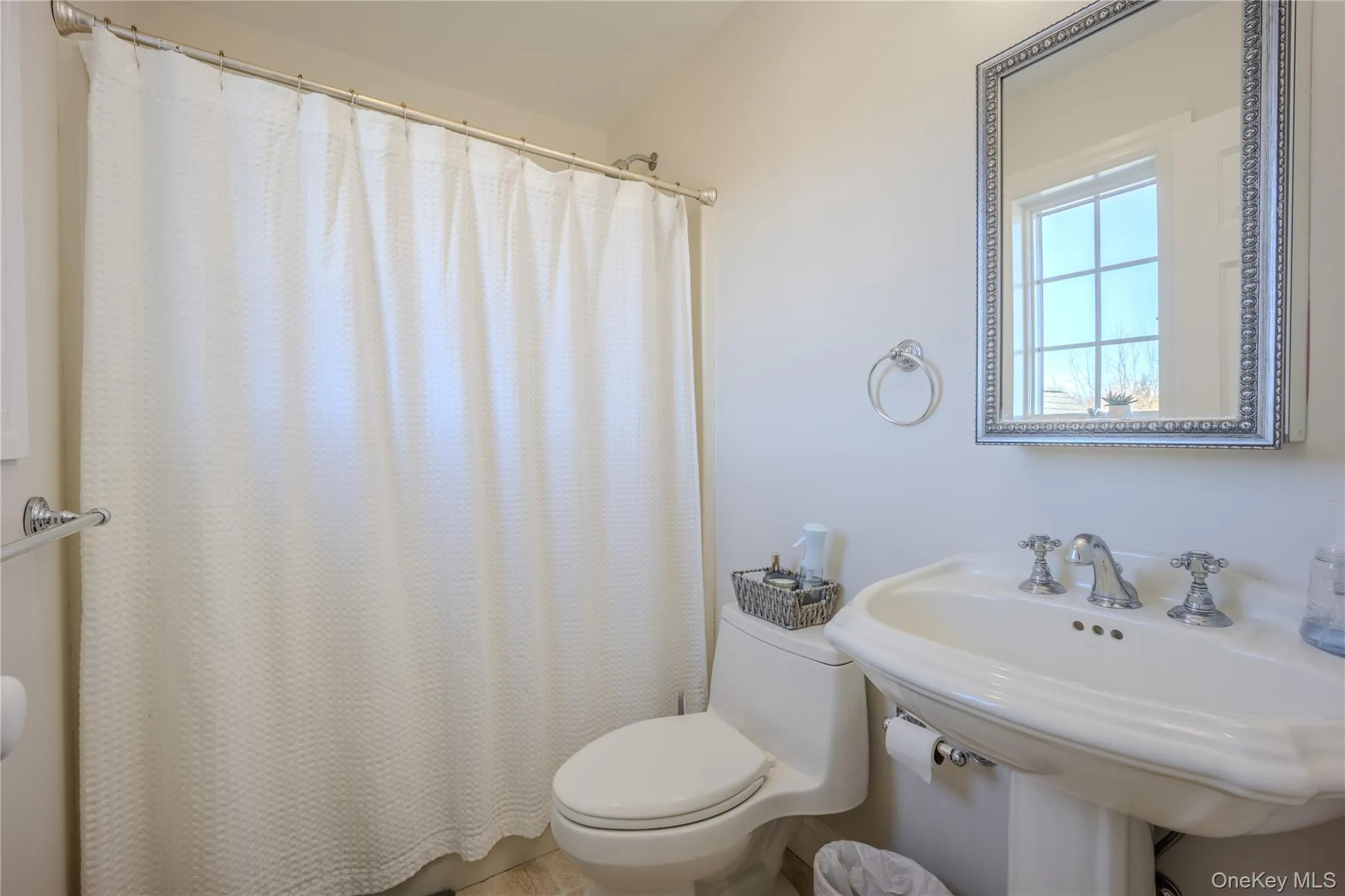 56 Autumn Chase Drive, East Fishkill, NY, 4 Bedrooms Bedrooms, 15 Rooms Rooms,4 BathroomsBathrooms,Residential,For Rent,Autumn Chase,0,1038215 56 Autumn Chase Drive, East Fishkill, NY, 4 Bedrooms Bedrooms, 15 Rooms Rooms,4 BathroomsBathrooms,Residential,For Rent,Autumn Chase,0,1038215