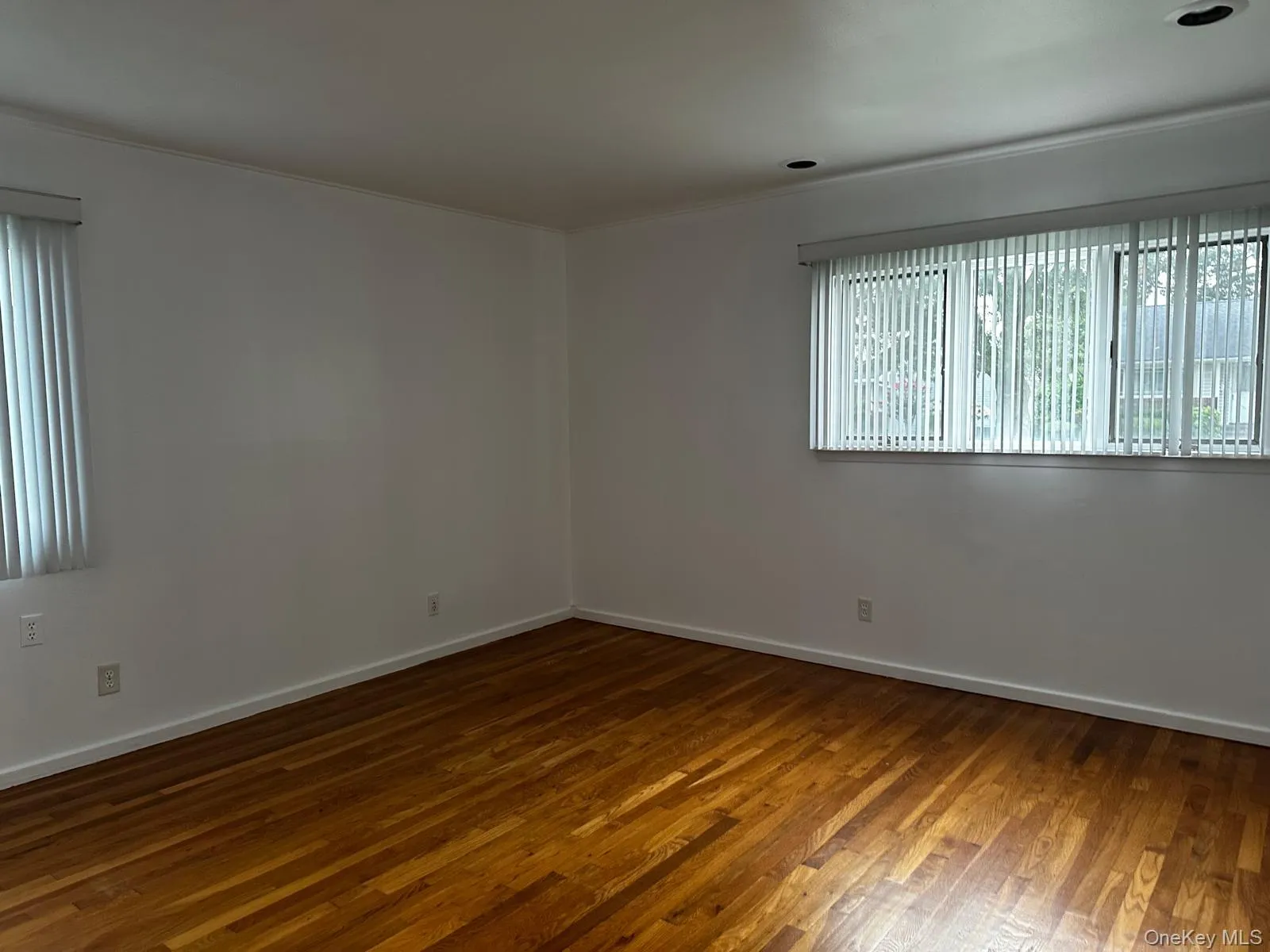46 Haverford, Oyster Bay, NY, 4 Bedrooms Bedrooms, 7 Rooms Rooms,2 BathroomsBathrooms,Residential Lease,For Rent,Haverford,0,1038216 46 Haverford, Oyster Bay, NY, 4 Bedrooms Bedrooms, 7 Rooms Rooms,2 BathroomsBathrooms,Residential Lease,For Rent,Haverford,0,1038216