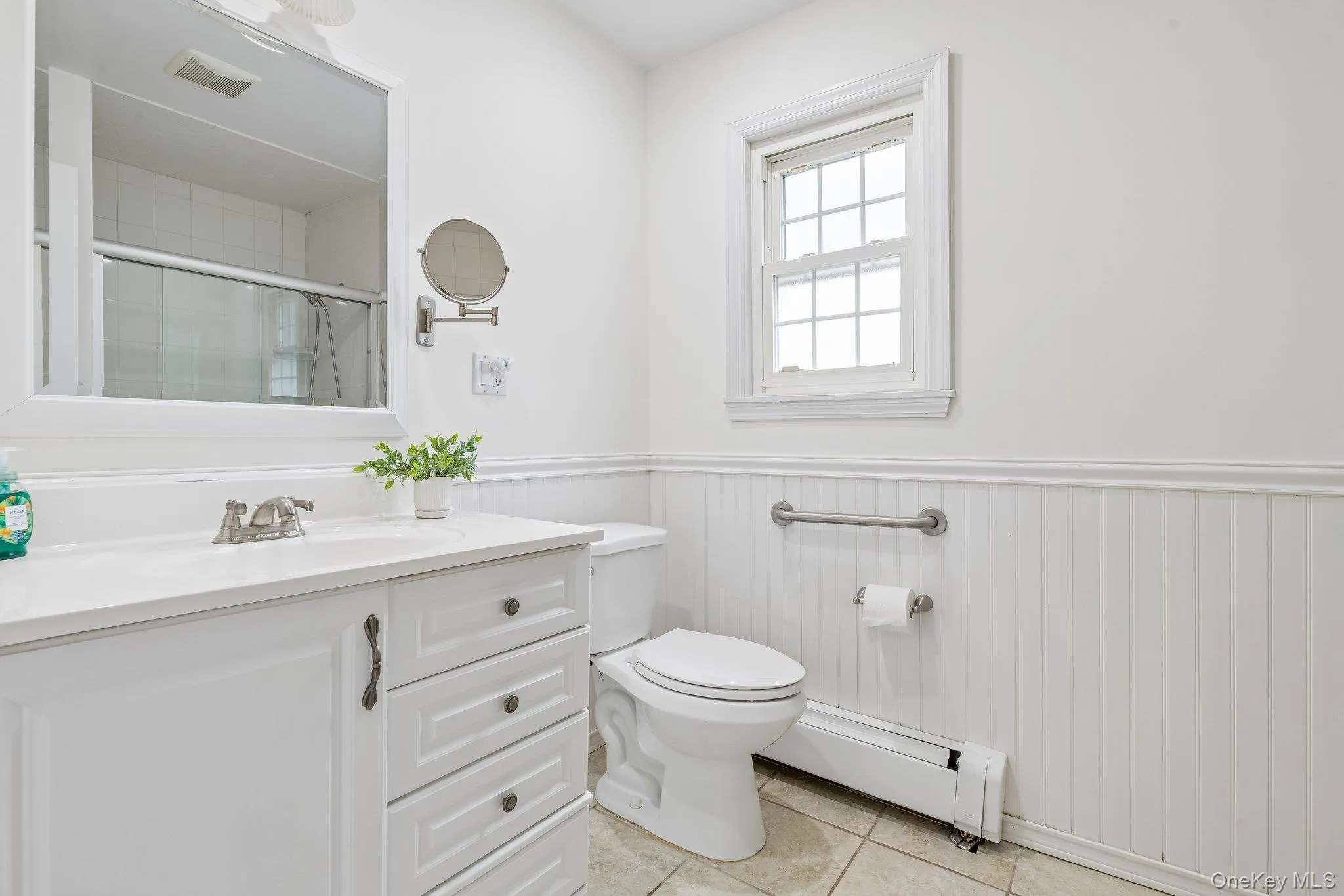 32 Cambridge Avenue, Hempstead, NY, 3 Bedrooms Bedrooms, 7 Rooms Rooms,1 BathroomBathrooms,Residential,For Rent,Cambridge,0,1038227 32 Cambridge Avenue, Hempstead, NY, 3 Bedrooms Bedrooms, 7 Rooms Rooms,1 BathroomBathrooms,Residential,For Rent,Cambridge,0,1038227