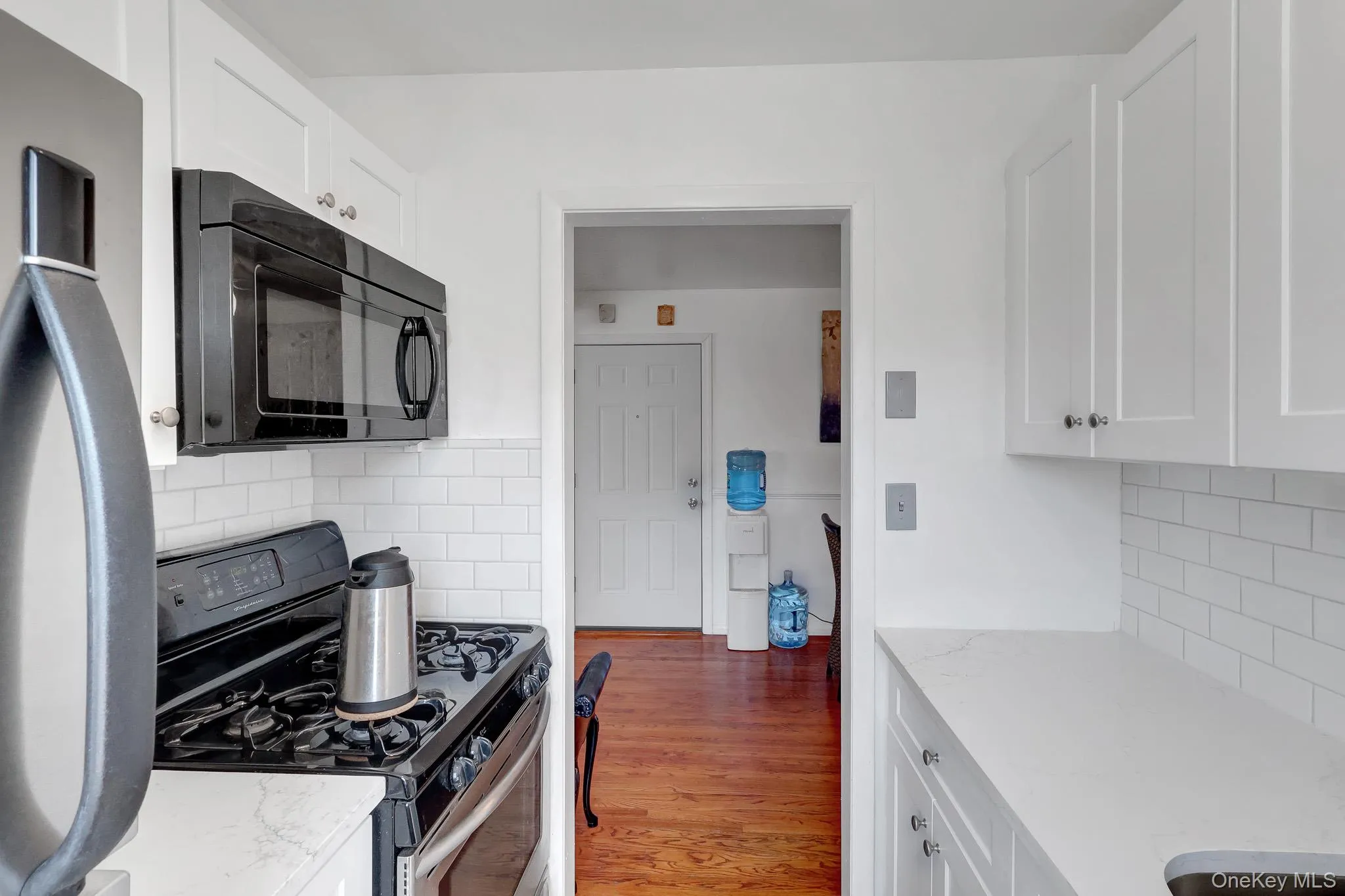 86 Cardinal Lane, Islip, NY, 1 Bedroom Bedrooms, 3 Rooms Rooms,1 BathroomBathrooms,Residential,For Rent,Cardinal,0,1038229 86 Cardinal Lane, Islip, NY, 1 Bedroom Bedrooms, 3 Rooms Rooms,1 BathroomBathrooms,Residential,For Rent,Cardinal,0,1038229