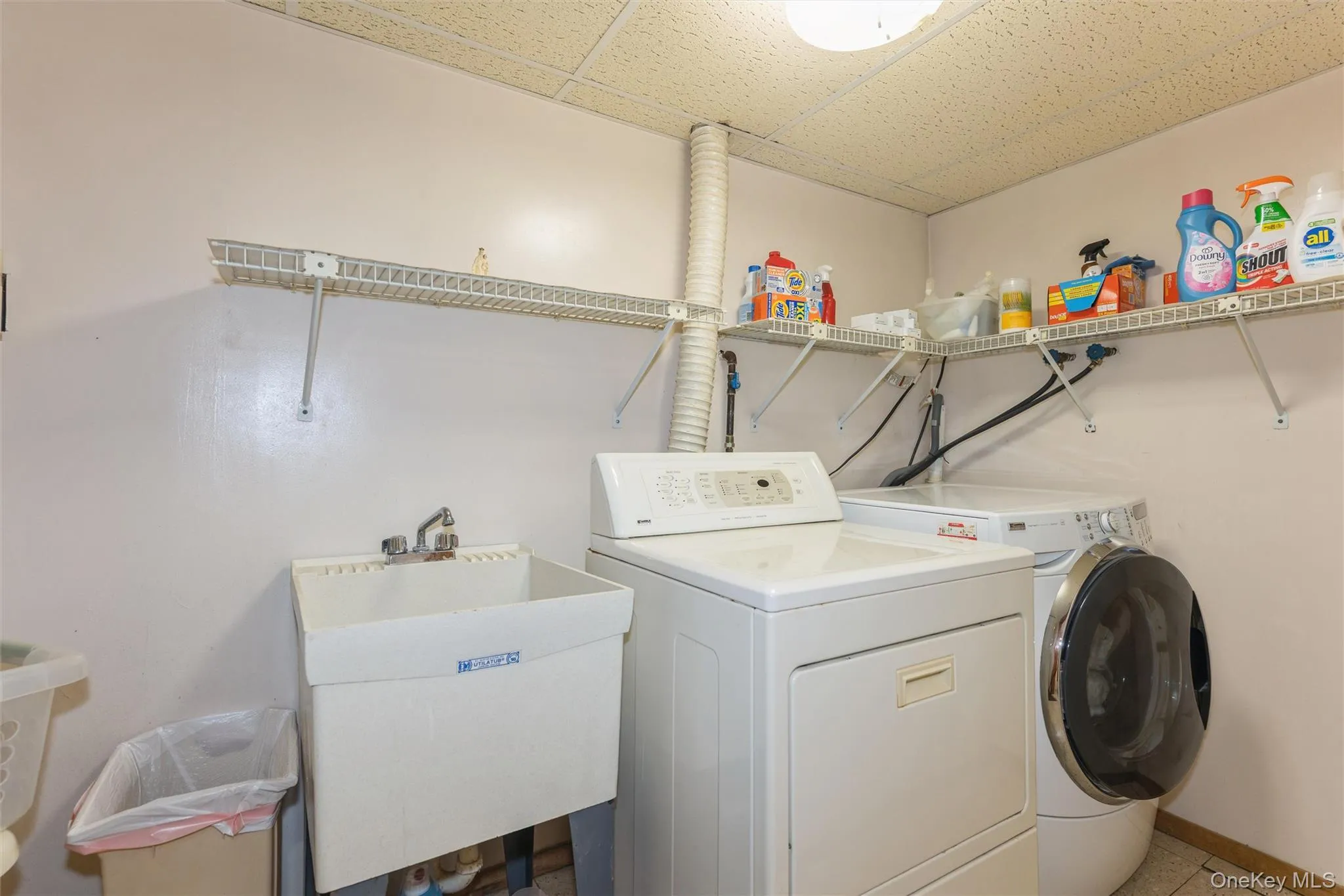 977 Third Avenue, Hempstead, NY, 5 Bedrooms Bedrooms, 8 Rooms Rooms,3 BathroomsBathrooms,Residential,For Rent,Third,0,1038232 977 Third Avenue, Hempstead, NY, 5 Bedrooms Bedrooms, 8 Rooms Rooms,3 BathroomsBathrooms,Residential,For Rent,Third,0,1038232