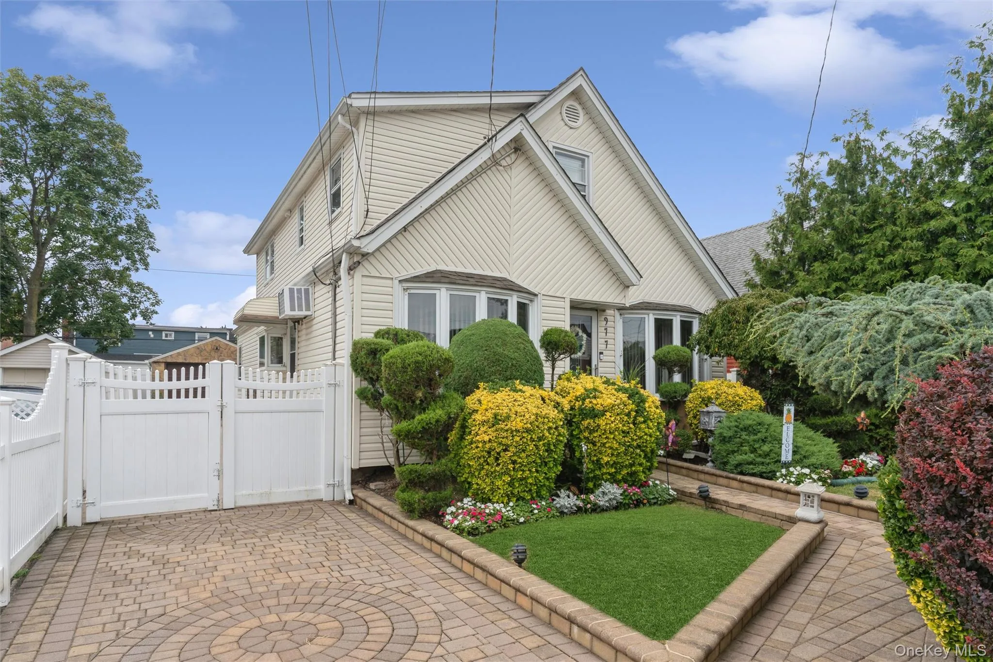 977 Third Avenue, Hempstead, NY, 5 Bedrooms Bedrooms, 8 Rooms Rooms,3 BathroomsBathrooms,Residential,For Rent,Third,0,1038232 977 Third Avenue, Hempstead, NY, 5 Bedrooms Bedrooms, 8 Rooms Rooms,3 BathroomsBathrooms,Residential,For Rent,Third,0,1038232