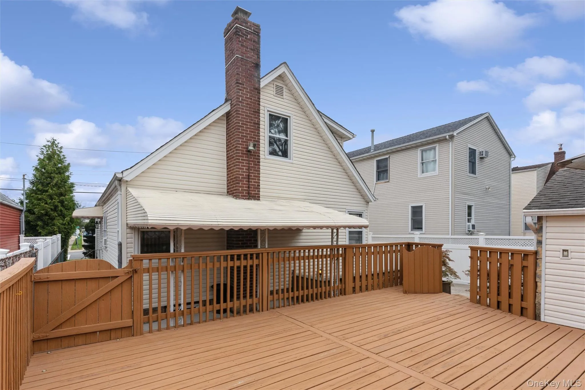 977 Third Avenue, Hempstead, NY, 5 Bedrooms Bedrooms, 8 Rooms Rooms,3 BathroomsBathrooms,Residential,For Rent,Third,0,1038232 977 Third Avenue, Hempstead, NY, 5 Bedrooms Bedrooms, 8 Rooms Rooms,3 BathroomsBathrooms,Residential,For Rent,Third,0,1038232
