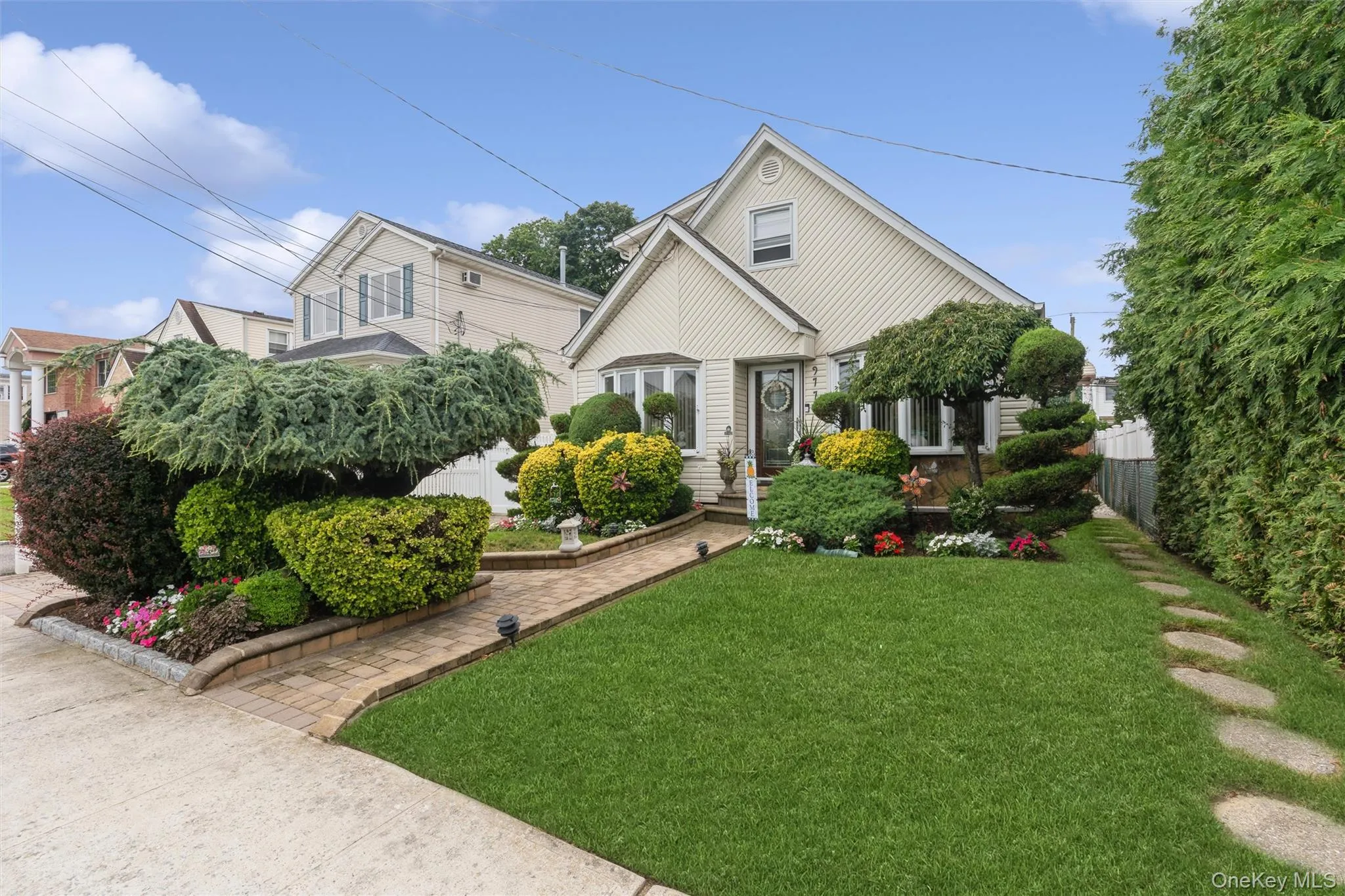 977 Third Avenue, Hempstead, NY, 5 Bedrooms Bedrooms, 8 Rooms Rooms,3 BathroomsBathrooms,Residential,For Rent,Third,0,1038232 977 Third Avenue, Hempstead, NY, 5 Bedrooms Bedrooms, 8 Rooms Rooms,3 BathroomsBathrooms,Residential,For Rent,Third,0,1038232
