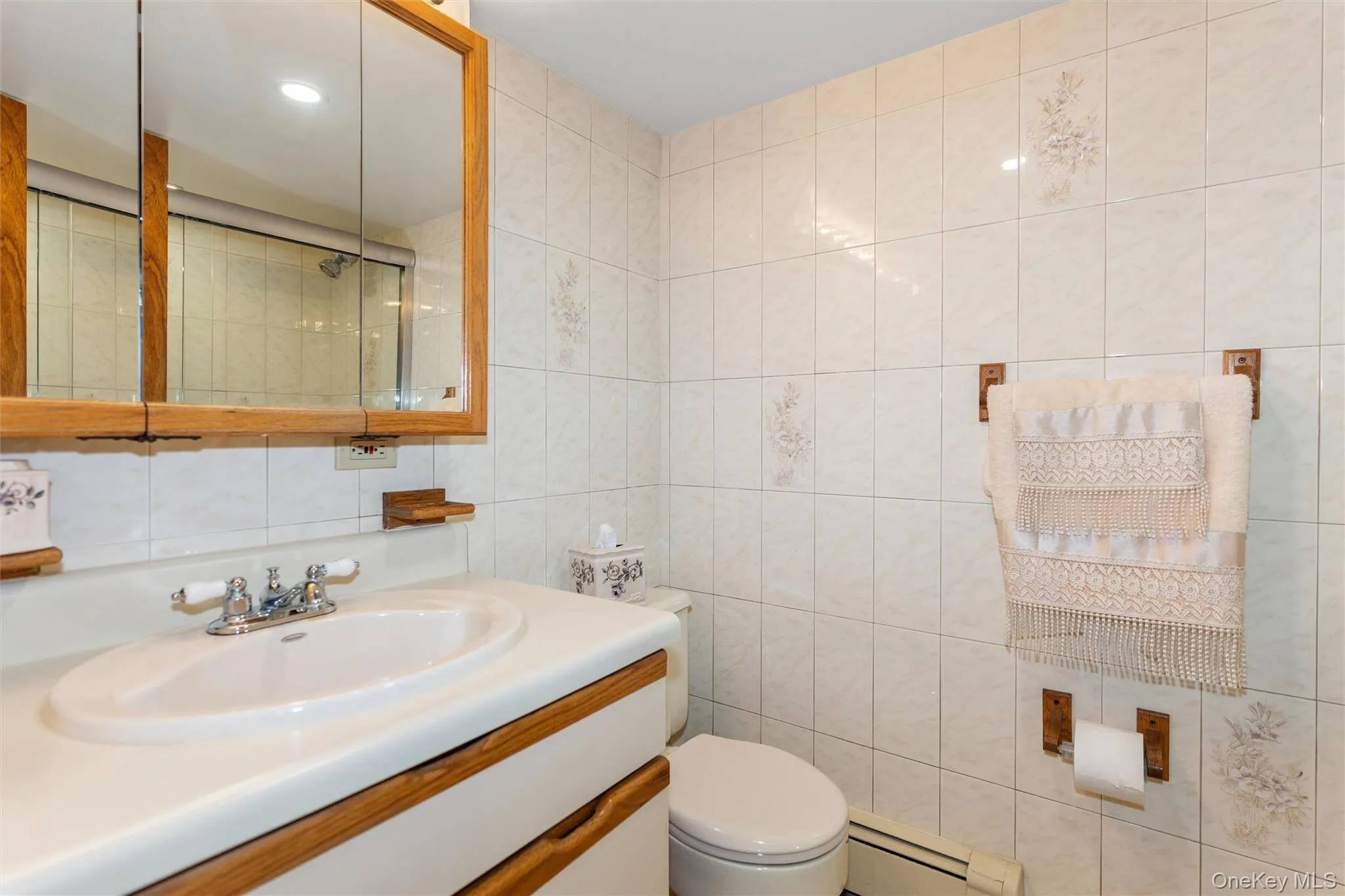 977 Third Avenue, Hempstead, NY, 5 Bedrooms Bedrooms, 8 Rooms Rooms,3 BathroomsBathrooms,Residential,For Rent,Third,0,1038232 977 Third Avenue, Hempstead, NY, 5 Bedrooms Bedrooms, 8 Rooms Rooms,3 BathroomsBathrooms,Residential,For Rent,Third,0,1038232
