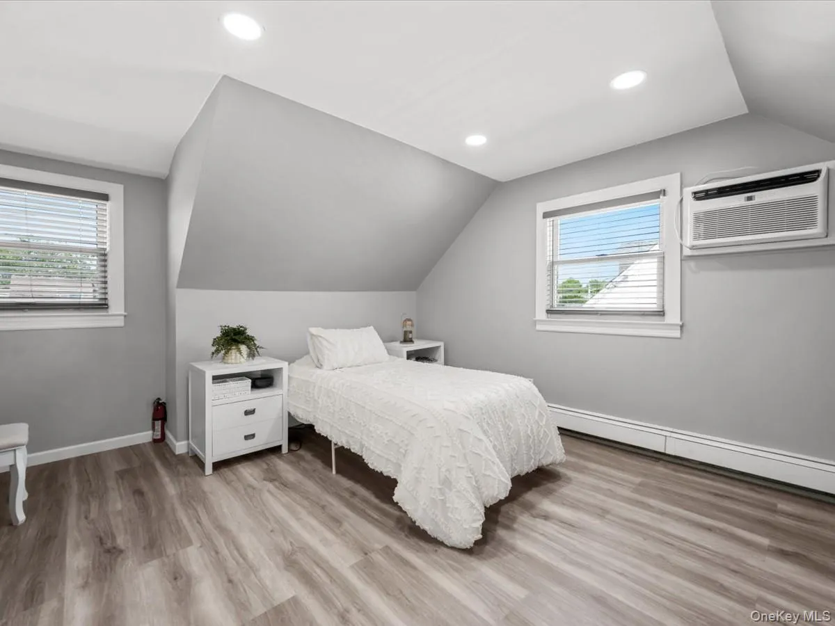 3437 2nd Street, Hempstead, NY, 4 Bedrooms Bedrooms, 7 Rooms Rooms,2 BathroomsBathrooms,Residential,For Rent,2nd,0,1038234 3437 2nd Street, Hempstead, NY, 4 Bedrooms Bedrooms, 7 Rooms Rooms,2 BathroomsBathrooms,Residential,For Rent,2nd,0,1038234