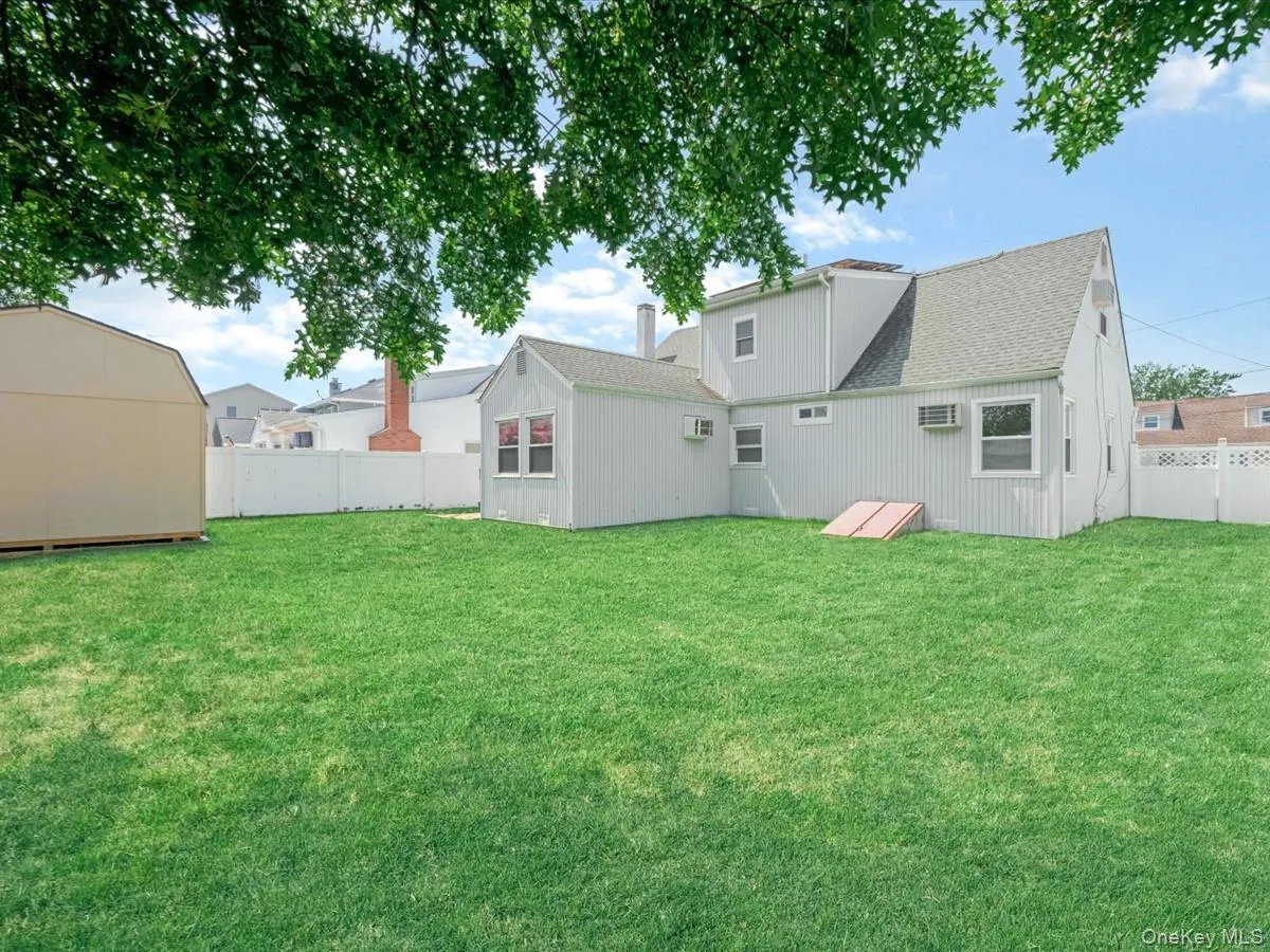 3437 2nd Street, Hempstead, NY, 4 Bedrooms Bedrooms, 7 Rooms Rooms,2 BathroomsBathrooms,Residential,For Rent,2nd,0,1038234 3437 2nd Street, Hempstead, NY, 4 Bedrooms Bedrooms, 7 Rooms Rooms,2 BathroomsBathrooms,Residential,For Rent,2nd,0,1038234