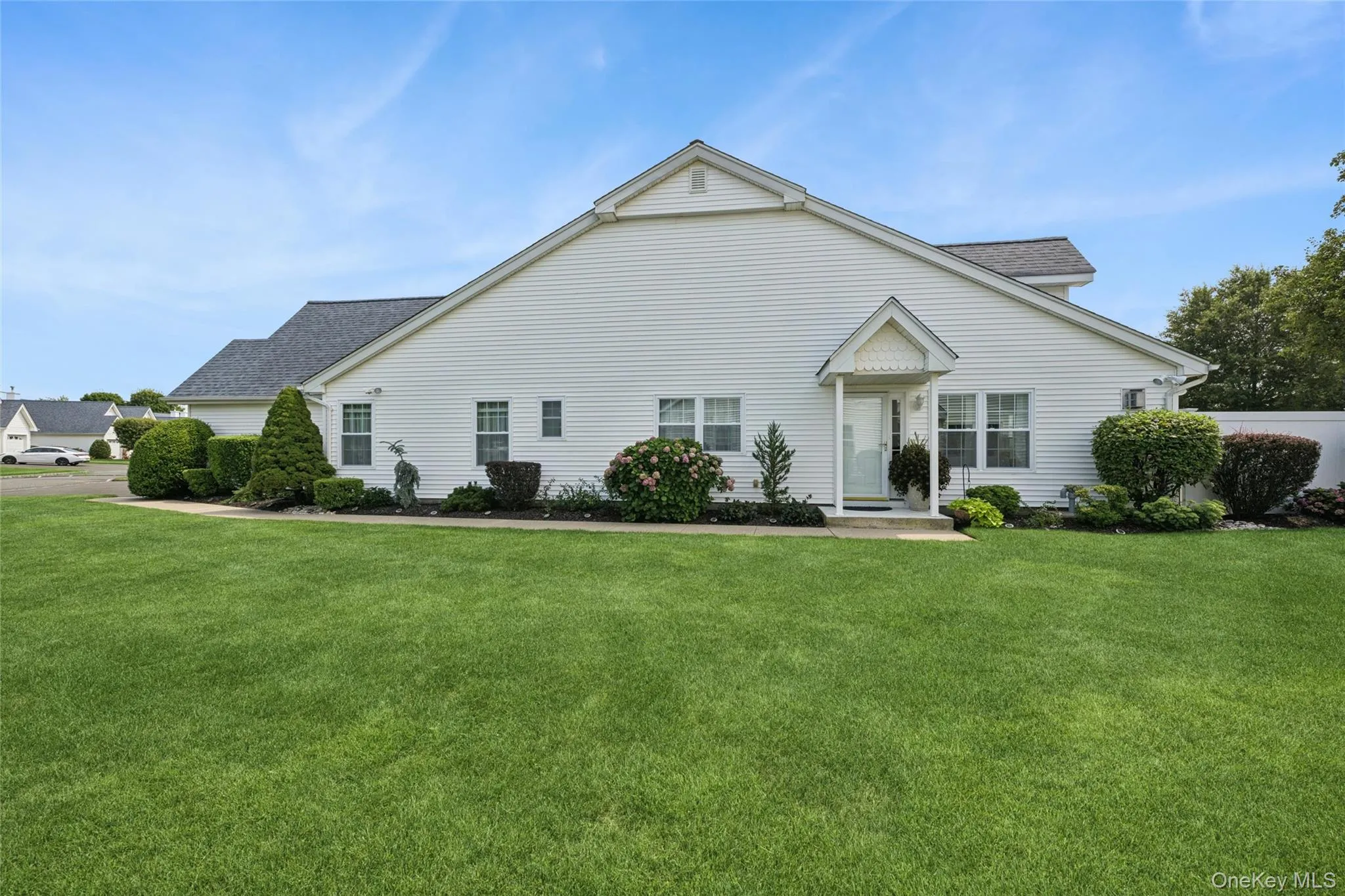 3 Summerfield Lane, Riverhead, NY, 3 Bedrooms Bedrooms, 7 Rooms Rooms,2 BathroomsBathrooms,Residential,For Rent,Summerfield,0,1038235 3 Summerfield Lane, Riverhead, NY, 3 Bedrooms Bedrooms, 7 Rooms Rooms,2 BathroomsBathrooms,Residential,For Rent,Summerfield,0,1038235