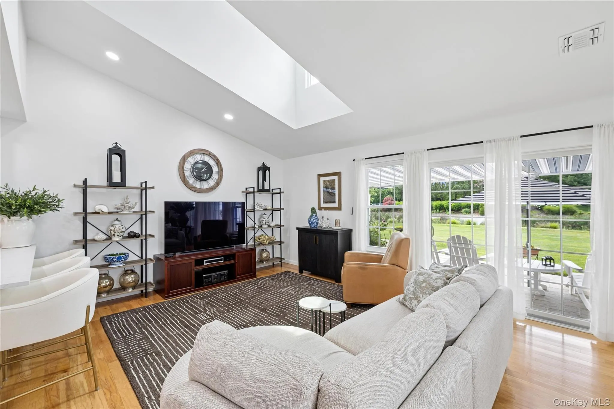 3 Summerfield Lane, Riverhead, NY, 3 Bedrooms Bedrooms, 7 Rooms Rooms,2 BathroomsBathrooms,Residential,For Rent,Summerfield,0,1038235 3 Summerfield Lane, Riverhead, NY, 3 Bedrooms Bedrooms, 7 Rooms Rooms,2 BathroomsBathrooms,Residential,For Rent,Summerfield,0,1038235
