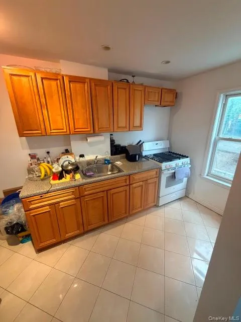 3056 87th Street, New York, NY, 3 Bedrooms Bedrooms, 8 Rooms Rooms,2 BathroomsBathrooms,Residential,For Rent,87th,0,1038240 3056 87th Street, New York, NY, 3 Bedrooms Bedrooms, 8 Rooms Rooms,2 BathroomsBathrooms,Residential,For Rent,87th,0,1038240