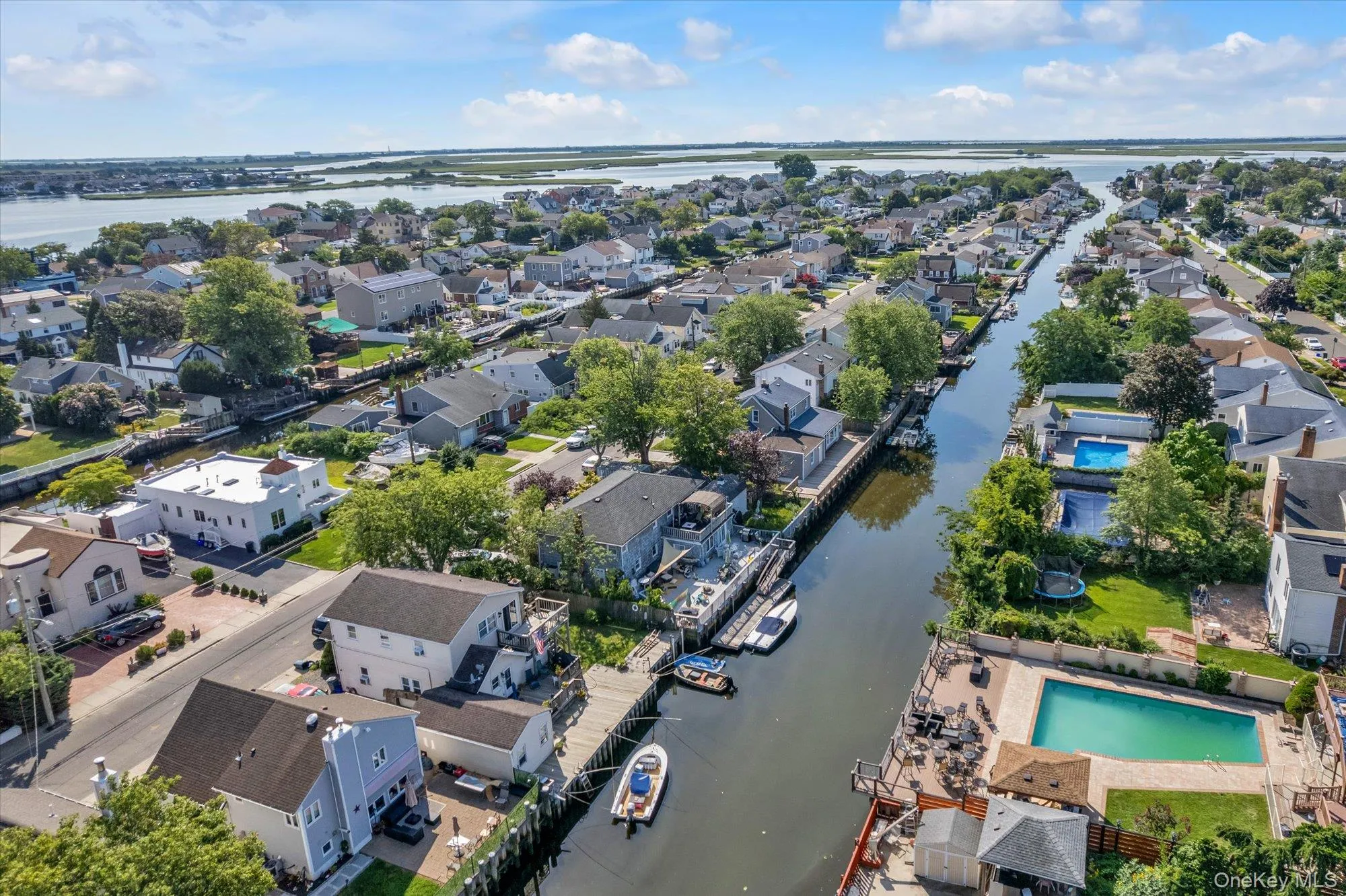 3290 Parkway Drive, Hempstead, NY, 4 Bedrooms Bedrooms, 10 Rooms Rooms,2 BathroomsBathrooms,Residential,For Rent,Parkway,0,1038245 3290 Parkway Drive, Hempstead, NY, 4 Bedrooms Bedrooms, 10 Rooms Rooms,2 BathroomsBathrooms,Residential,For Rent,Parkway,0,1038245