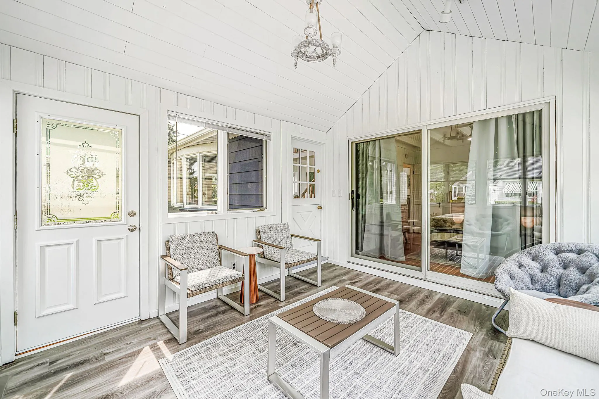 7 Oak Drive, Riverhead, NY, 2 Bedrooms Bedrooms, 7 Rooms Rooms,2 BathroomsBathrooms,Residential Lease,For Rent,Oak,0,1038246 7 Oak Drive, Riverhead, NY, 2 Bedrooms Bedrooms, 7 Rooms Rooms,2 BathroomsBathrooms,Residential Lease,For Rent,Oak,0,1038246