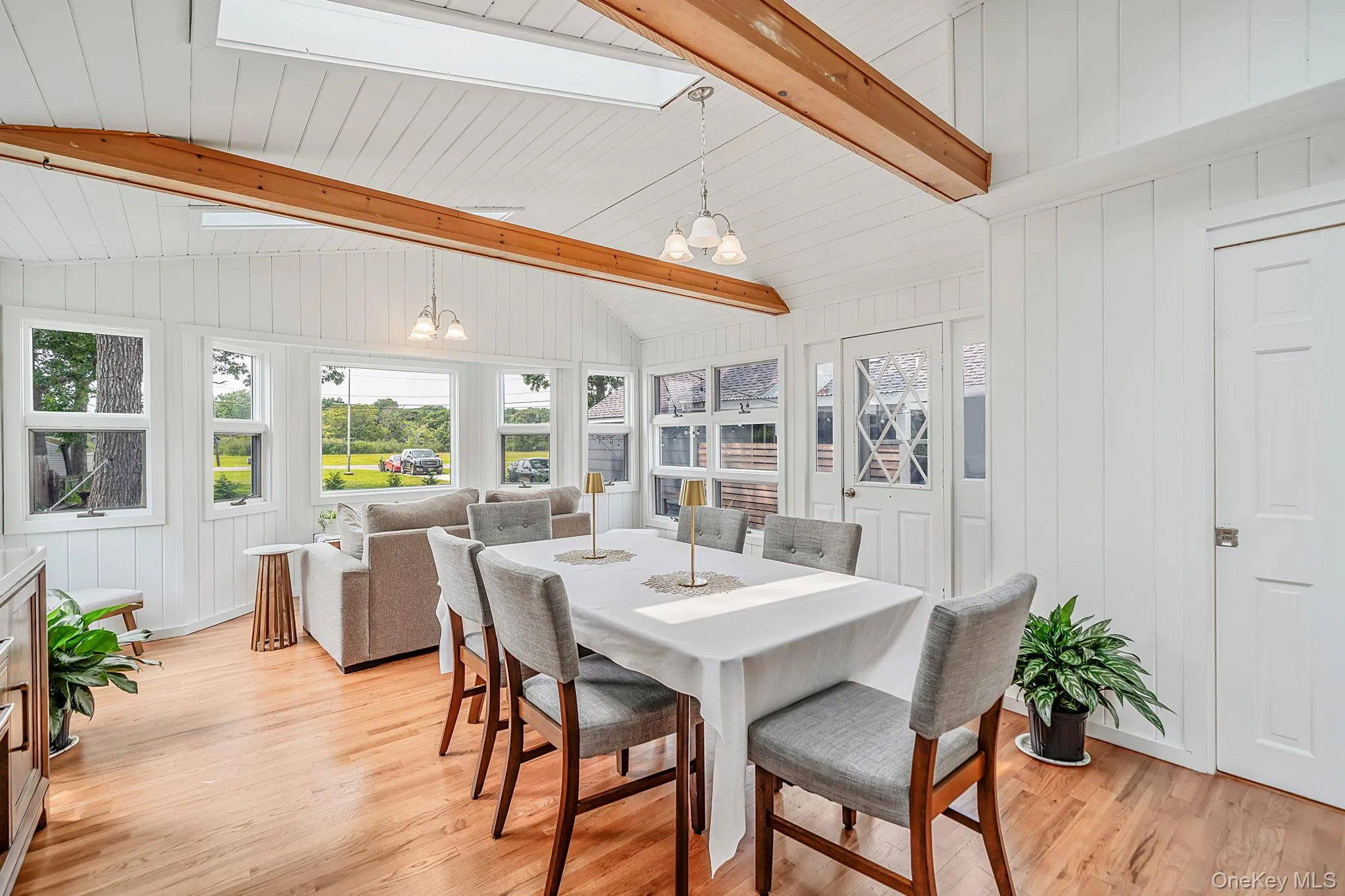 7 Oak Drive, Riverhead, NY, 2 Bedrooms Bedrooms, 7 Rooms Rooms,2 BathroomsBathrooms,Residential Lease,For Rent,Oak,0,1038246 7 Oak Drive, Riverhead, NY, 2 Bedrooms Bedrooms, 7 Rooms Rooms,2 BathroomsBathrooms,Residential Lease,For Rent,Oak,0,1038246