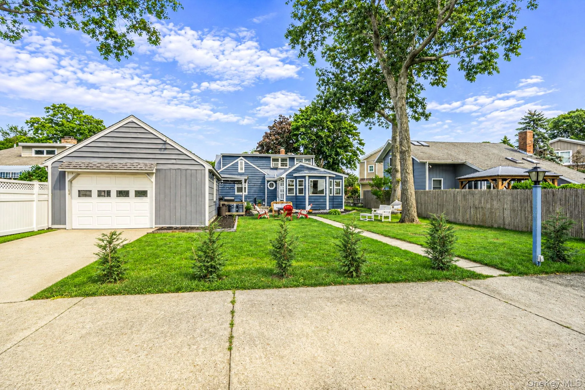 7 Oak Drive, Riverhead, NY, 2 Bedrooms Bedrooms, 7 Rooms Rooms,2 BathroomsBathrooms,Residential Lease,For Rent,Oak,0,1038246 7 Oak Drive, Riverhead, NY, 2 Bedrooms Bedrooms, 7 Rooms Rooms,2 BathroomsBathrooms,Residential Lease,For Rent,Oak,0,1038246