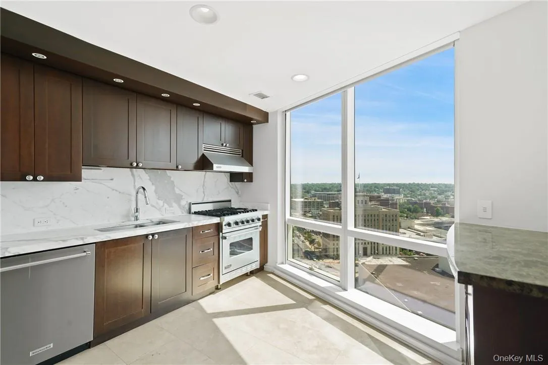 1 Renaissance Square, White Plains, NY, 2 Bedrooms Bedrooms, 4 Rooms Rooms,2 BathroomsBathrooms,Residential Lease,For Rent,Renaissance,0,1038253 1 Renaissance Square, White Plains, NY, 2 Bedrooms Bedrooms, 4 Rooms Rooms,2 BathroomsBathrooms,Residential Lease,For Rent,Renaissance,0,1038253