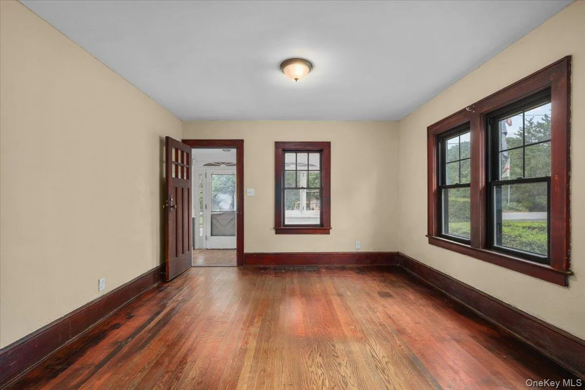 37 Yates Avenue, Poughkeepsie (town), NY, 2 Bedrooms Bedrooms, 5 Rooms Rooms,1 BathroomBathrooms,Residential Lease,For Rent,Yates,0,1038254 37 Yates Avenue, Poughkeepsie (town), NY, 2 Bedrooms Bedrooms, 5 Rooms Rooms,1 BathroomBathrooms,Residential Lease,For Rent,Yates,0,1038254