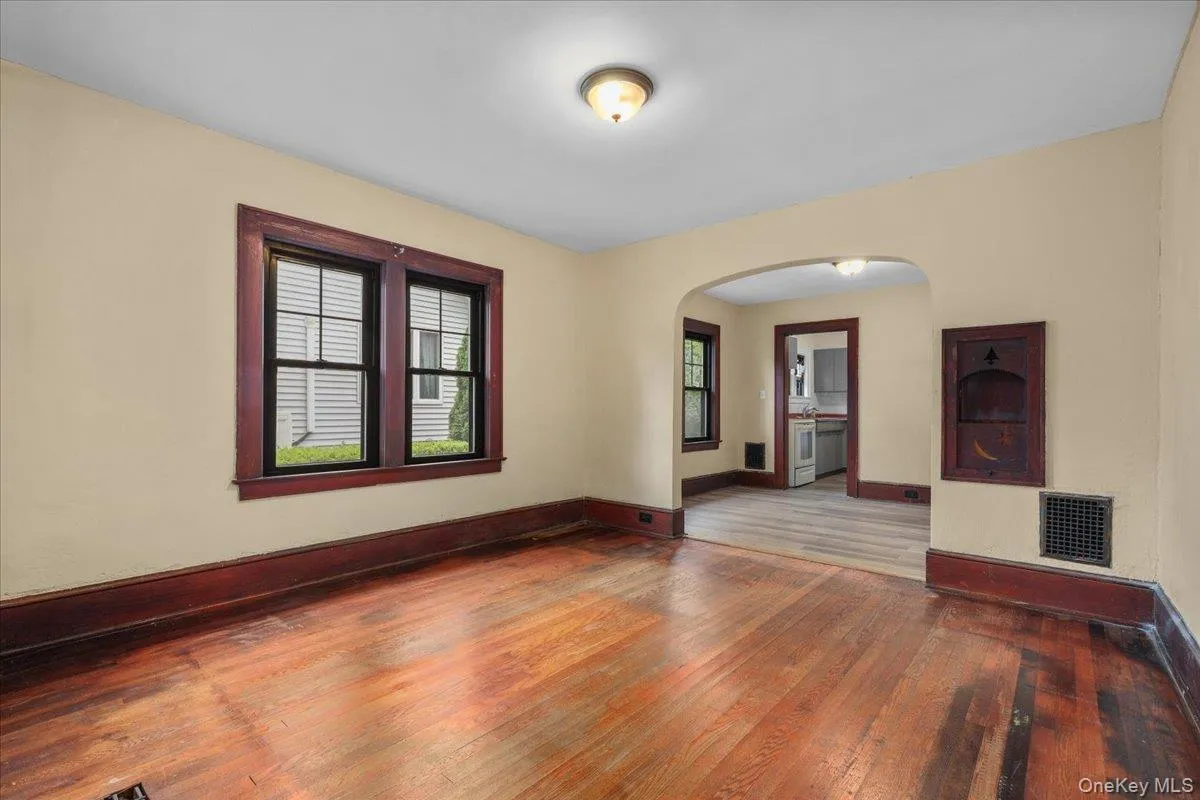 37 Yates Avenue, Poughkeepsie (town), NY, 2 Bedrooms Bedrooms, 5 Rooms Rooms,1 BathroomBathrooms,Residential Lease,For Rent,Yates,0,1038254 37 Yates Avenue, Poughkeepsie (town), NY, 2 Bedrooms Bedrooms, 5 Rooms Rooms,1 BathroomBathrooms,Residential Lease,For Rent,Yates,0,1038254