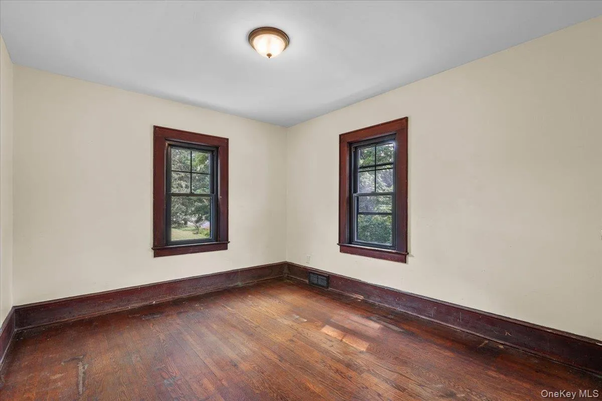 37 Yates Avenue, Poughkeepsie (town), NY, 2 Bedrooms Bedrooms, 5 Rooms Rooms,1 BathroomBathrooms,Residential Lease,For Rent,Yates,0,1038254 37 Yates Avenue, Poughkeepsie (town), NY, 2 Bedrooms Bedrooms, 5 Rooms Rooms,1 BathroomBathrooms,Residential Lease,For Rent,Yates,0,1038254