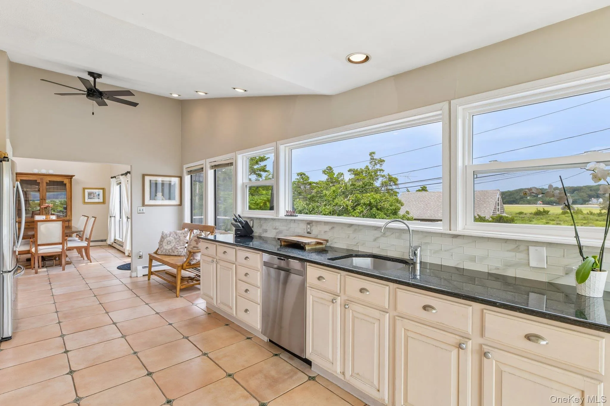 588 E. Long Beach Road, Smithtown, NY, 4 Bedrooms Bedrooms, 9 Rooms Rooms,3 BathroomsBathrooms,Residential,For Rent,E. Long Beach,0,1038256 588 E. Long Beach Road, Smithtown, NY, 4 Bedrooms Bedrooms, 9 Rooms Rooms,3 BathroomsBathrooms,Residential,For Rent,E. Long Beach,0,1038256