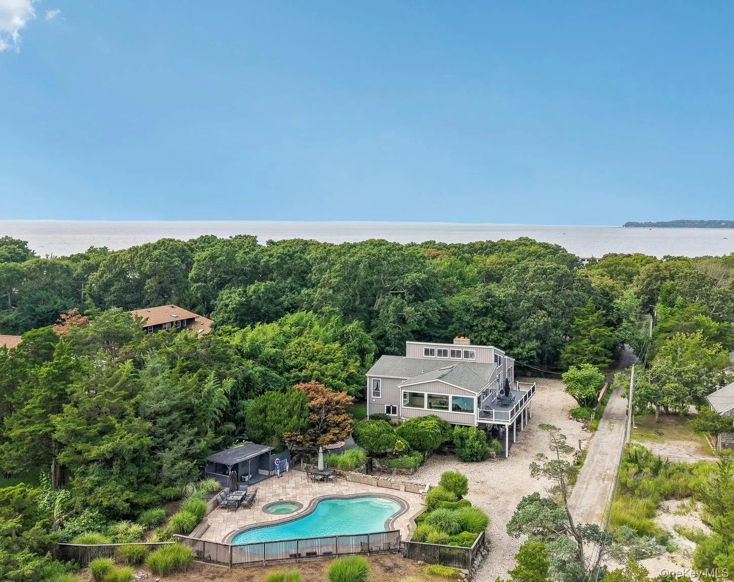 588 E. Long Beach Road, Smithtown, NY, 4 Bedrooms Bedrooms, 9 Rooms Rooms,3 BathroomsBathrooms,Residential,For Rent,E. Long Beach,0,1038256 588 E. Long Beach Road, Smithtown, NY, 4 Bedrooms Bedrooms, 9 Rooms Rooms,3 BathroomsBathrooms,Residential,For Rent,E. Long Beach,0,1038256