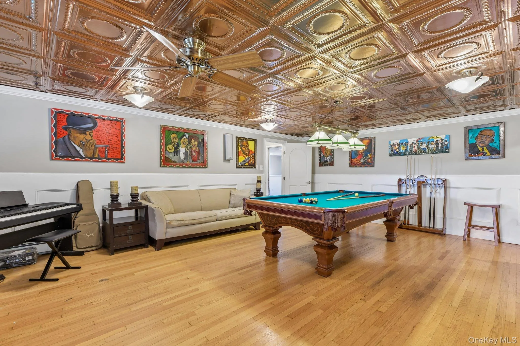 588 E. Long Beach Road, Smithtown, NY, 4 Bedrooms Bedrooms, 9 Rooms Rooms,3 BathroomsBathrooms,Residential,For Rent,E. Long Beach,0,1038256 588 E. Long Beach Road, Smithtown, NY, 4 Bedrooms Bedrooms, 9 Rooms Rooms,3 BathroomsBathrooms,Residential,For Rent,E. Long Beach,0,1038256